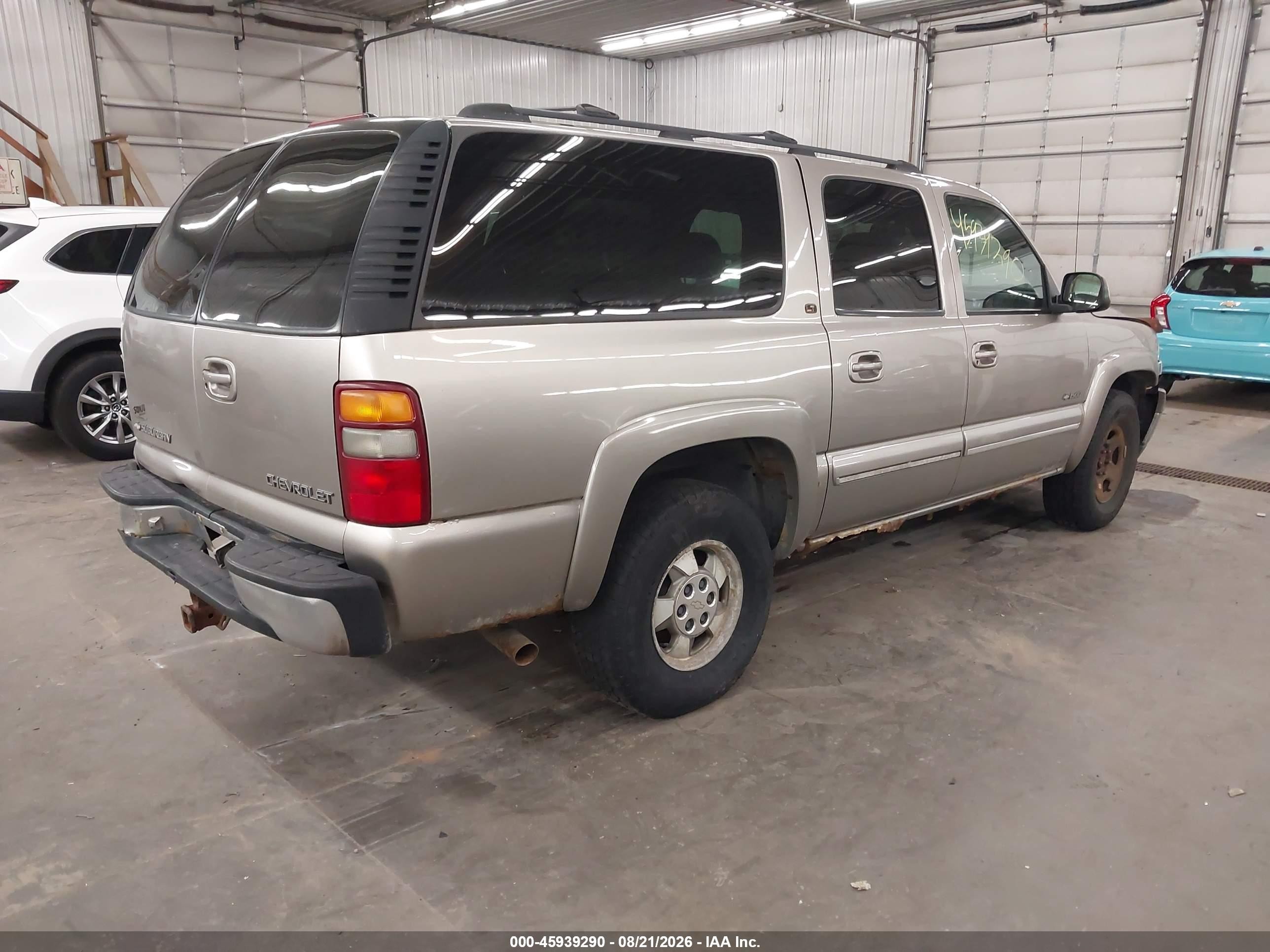 2000 Chevrolet Suburban 1500 Lt Серый vin: 3GNFK16T0YG128118