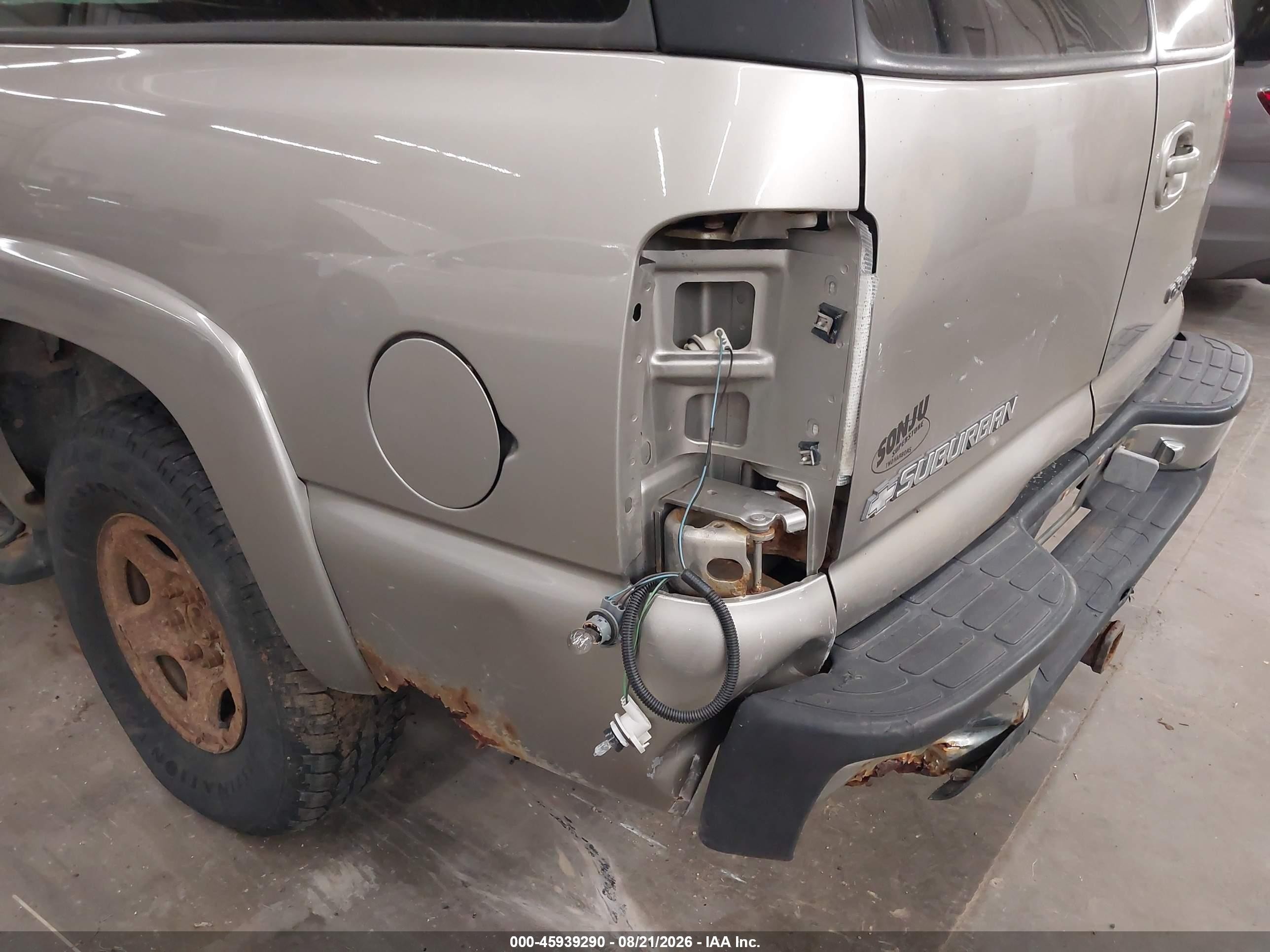 2000 Chevrolet Suburban 1500 Lt Серый vin: 3GNFK16T0YG128118