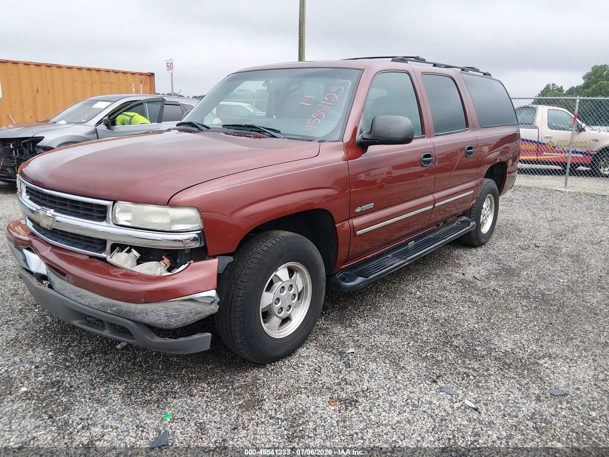 2000 Chevrolet Suburban K1500 Burgundy vin: 3GNFK16T0YG200385