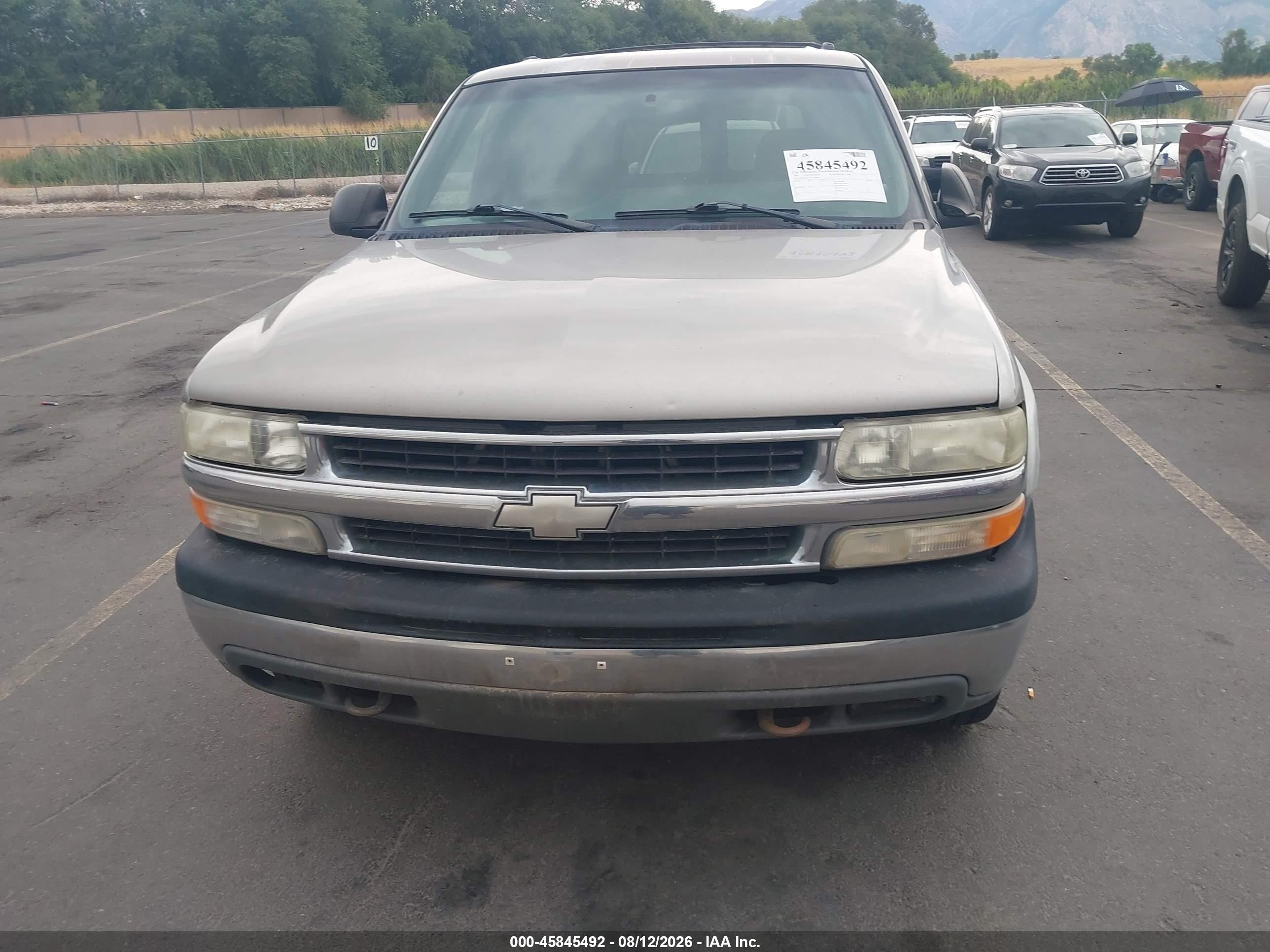 2001 Chevrolet Suburban 1500 Ls Gold vin: 3GNFK16T11G210669