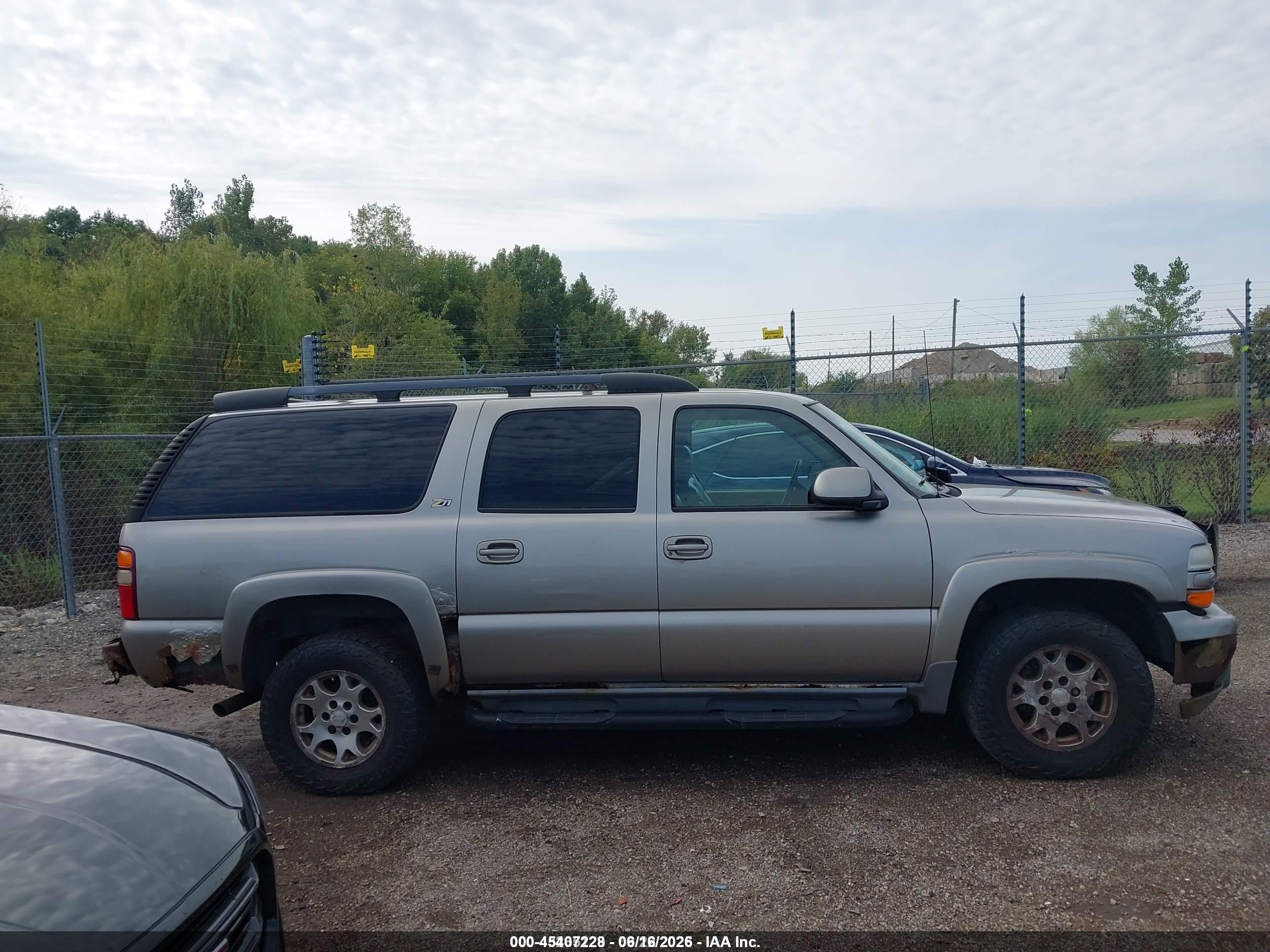 2001 Chevrolet Suburban 1500 Ls Tan vin: 3GNFK16T21G260075