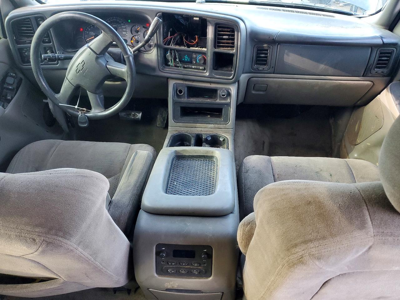 2004 Chevrolet Suburban K1500 Charcoal vin: 3GNFK16T44G131386