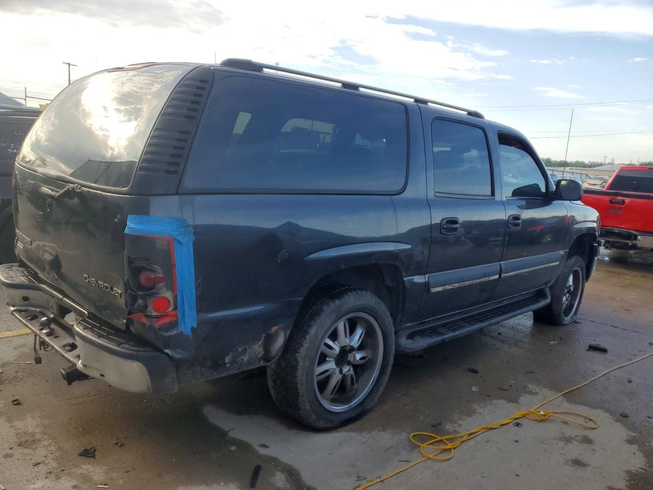 2004 Chevrolet Suburban K1500 Charcoal vin: 3GNFK16T44G131386