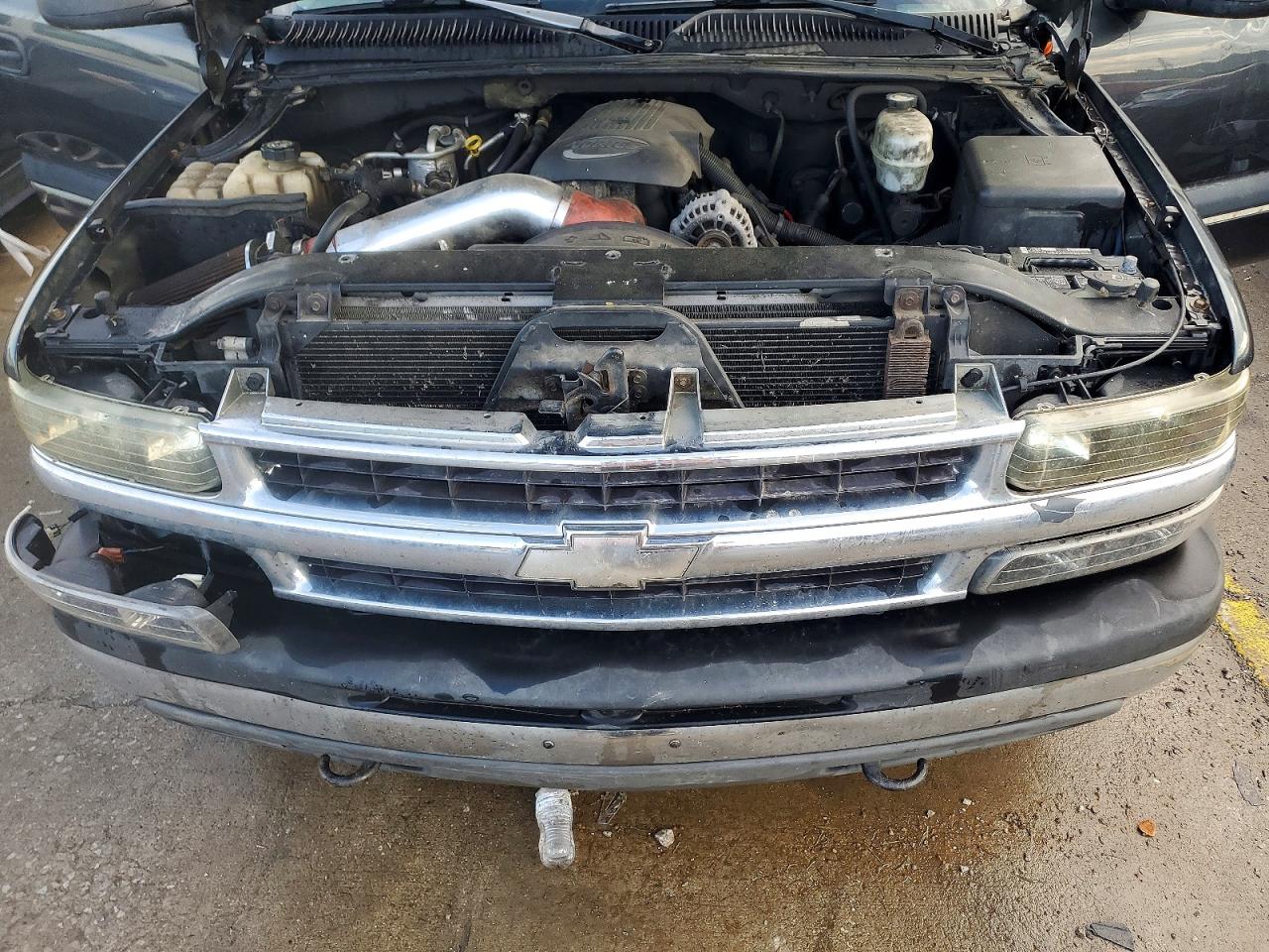 2004 Chevrolet Suburban K1500 Charcoal vin: 3GNFK16T44G131386