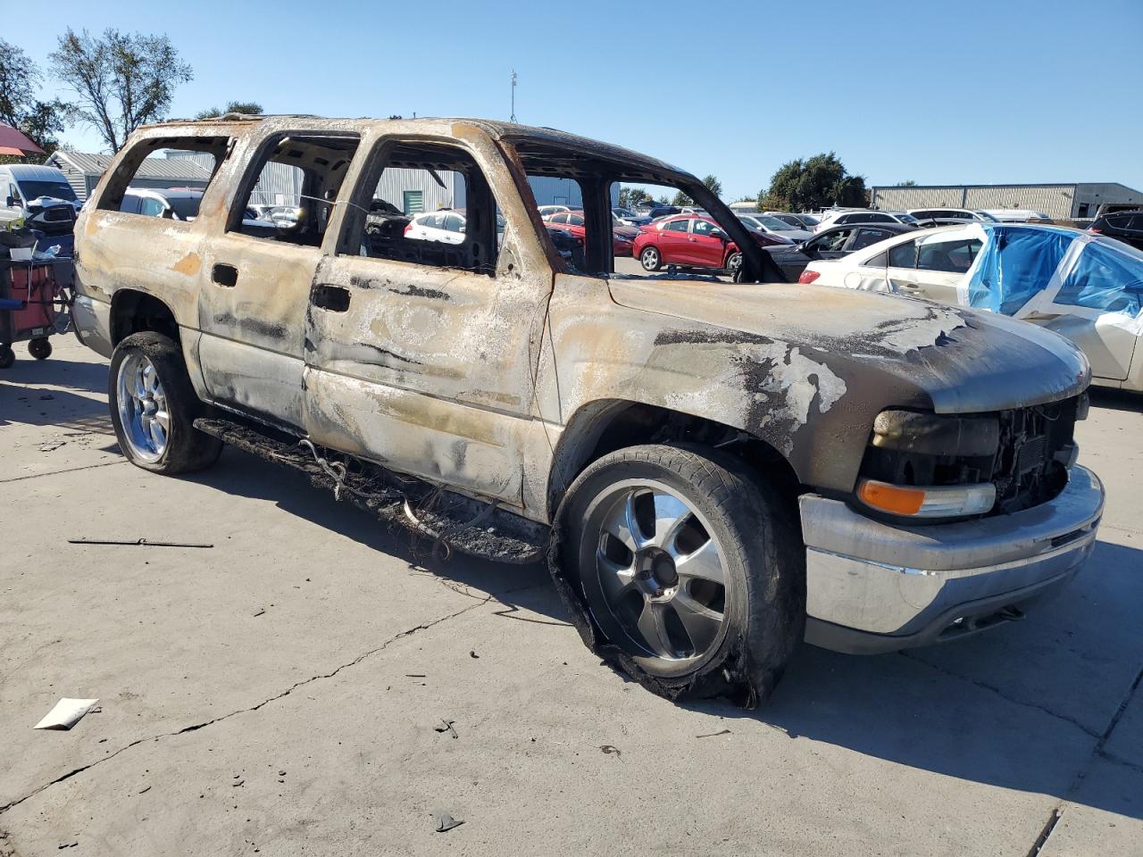 2000 Chevrolet Suburban Серебряный vin: 3GNFK16T4YG124864