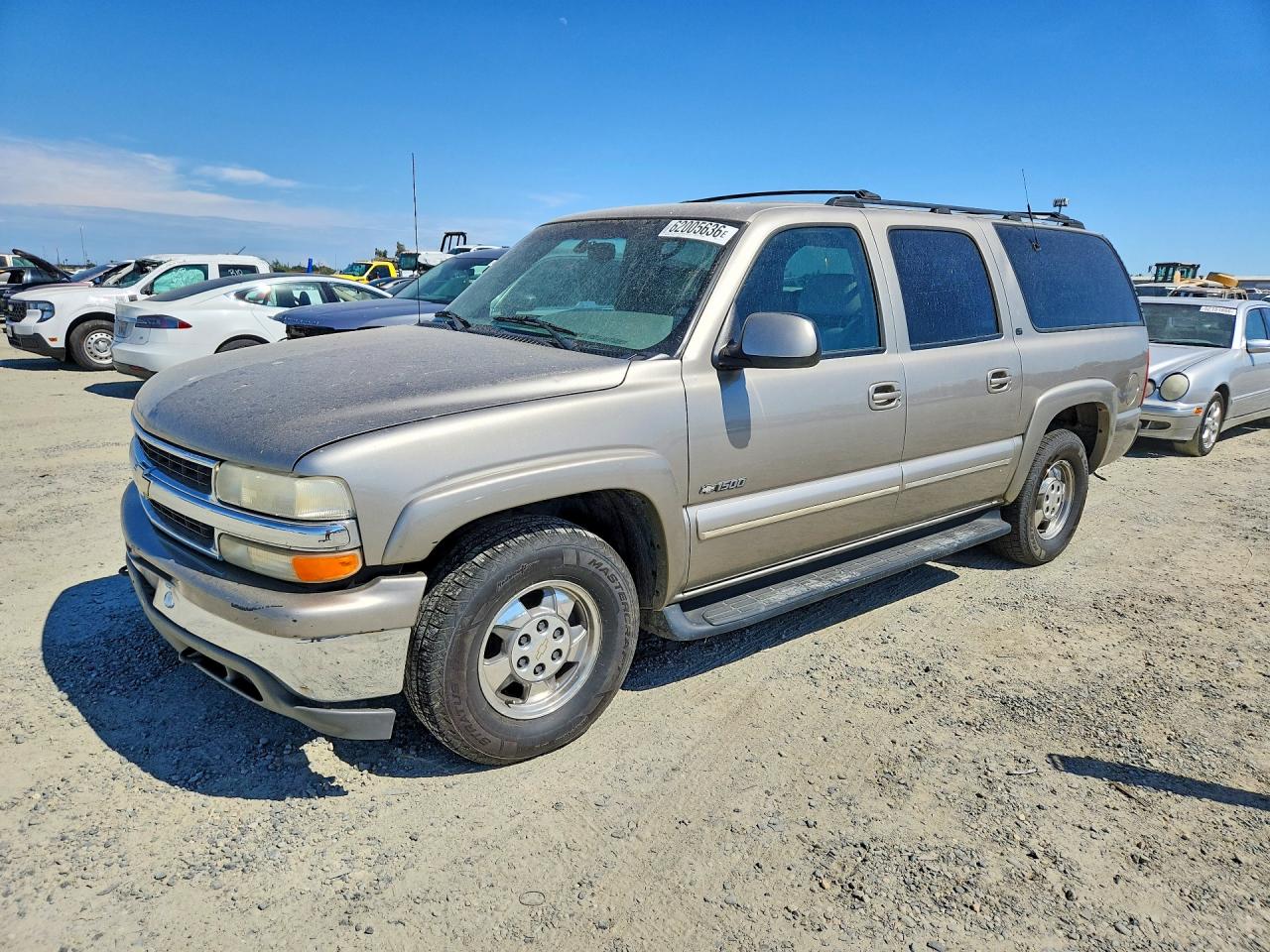 2000 Chevrolet Suburban K1500 Tan vin: 3GNFK16T5YG151958
