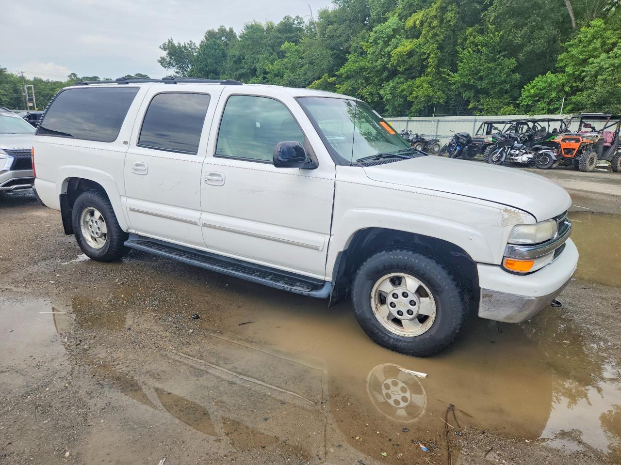 2001 Chevrolet Suburban K1500 White vin: 3GNFK16T61G228066