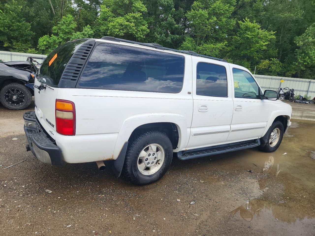2001 Chevrolet Suburban K1500 White vin: 3GNFK16T61G228066