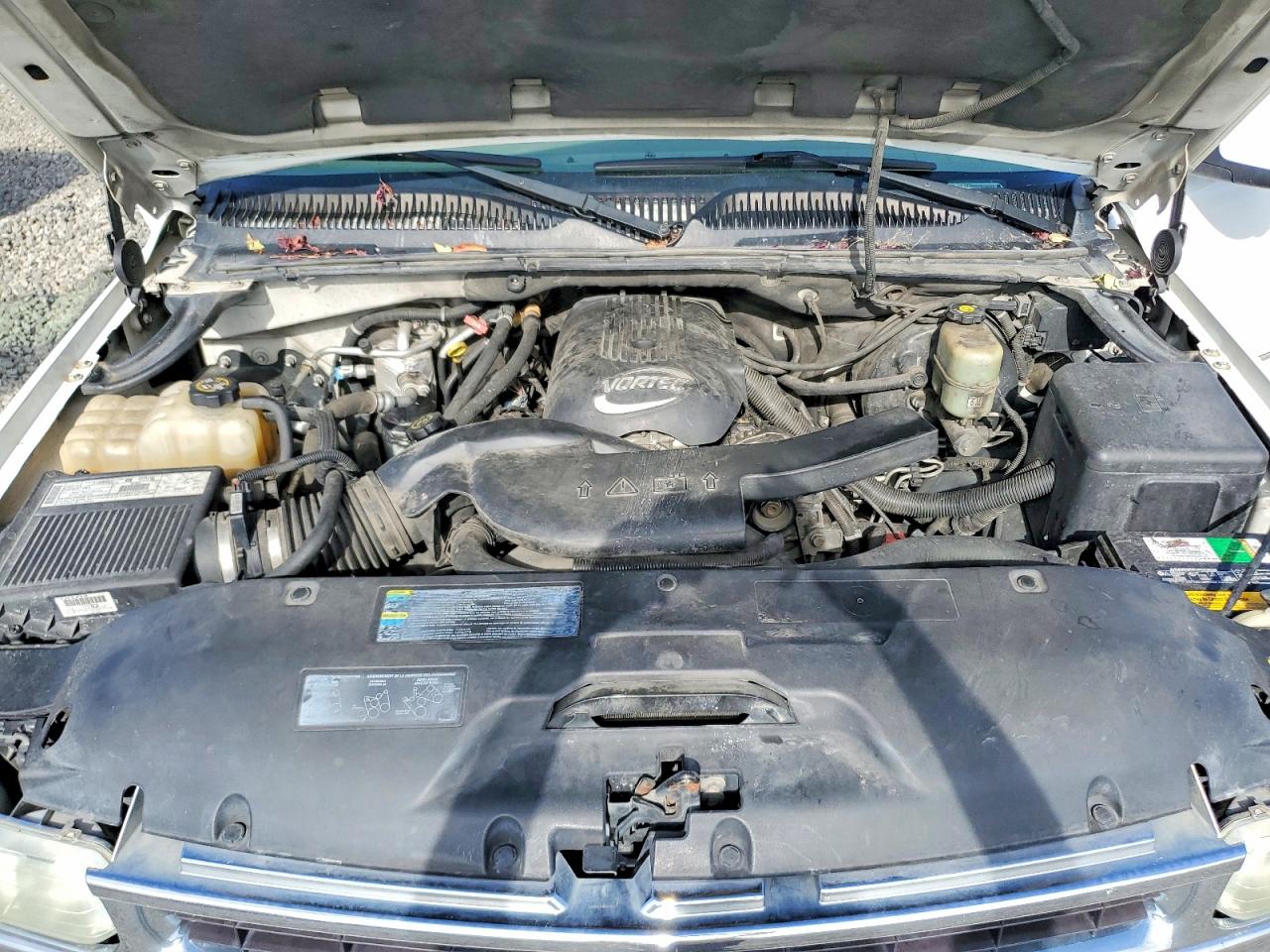 2002 Chevrolet Suburban K1500 Белый vin: 3GNFK16T62G350816