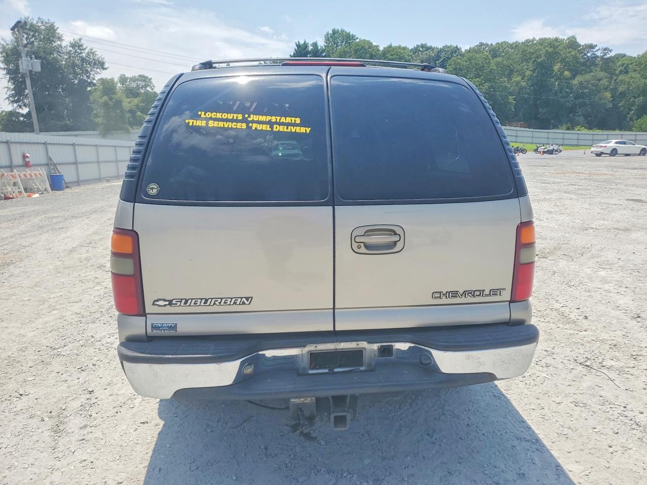 2000 Chevrolet Suburban K1500 Gold vin: 3GNFK16T6YG114949