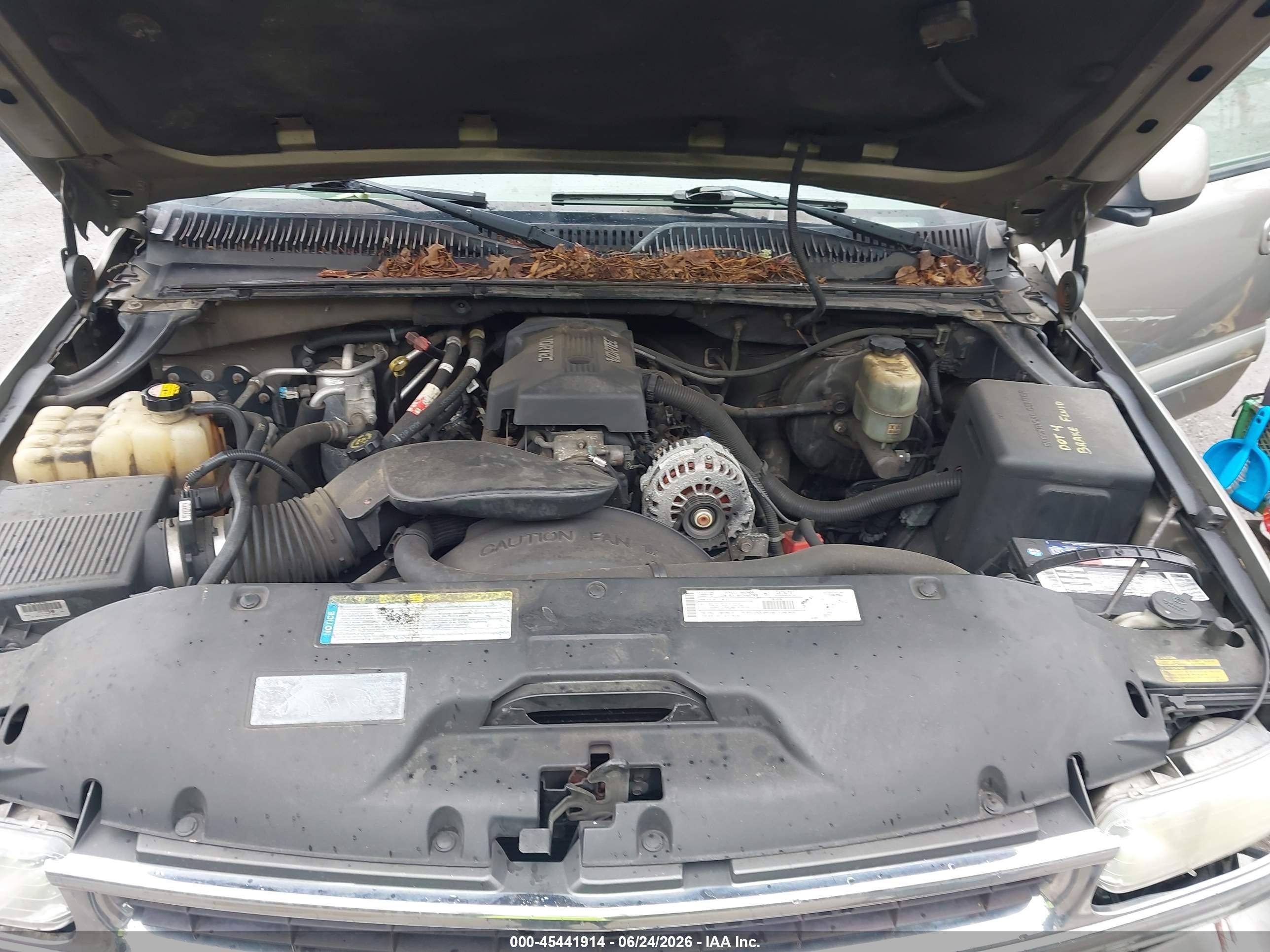 2000 Chevrolet Suburban 1500 Lt Бежевый vin: 3GNFK16T6YG193409
