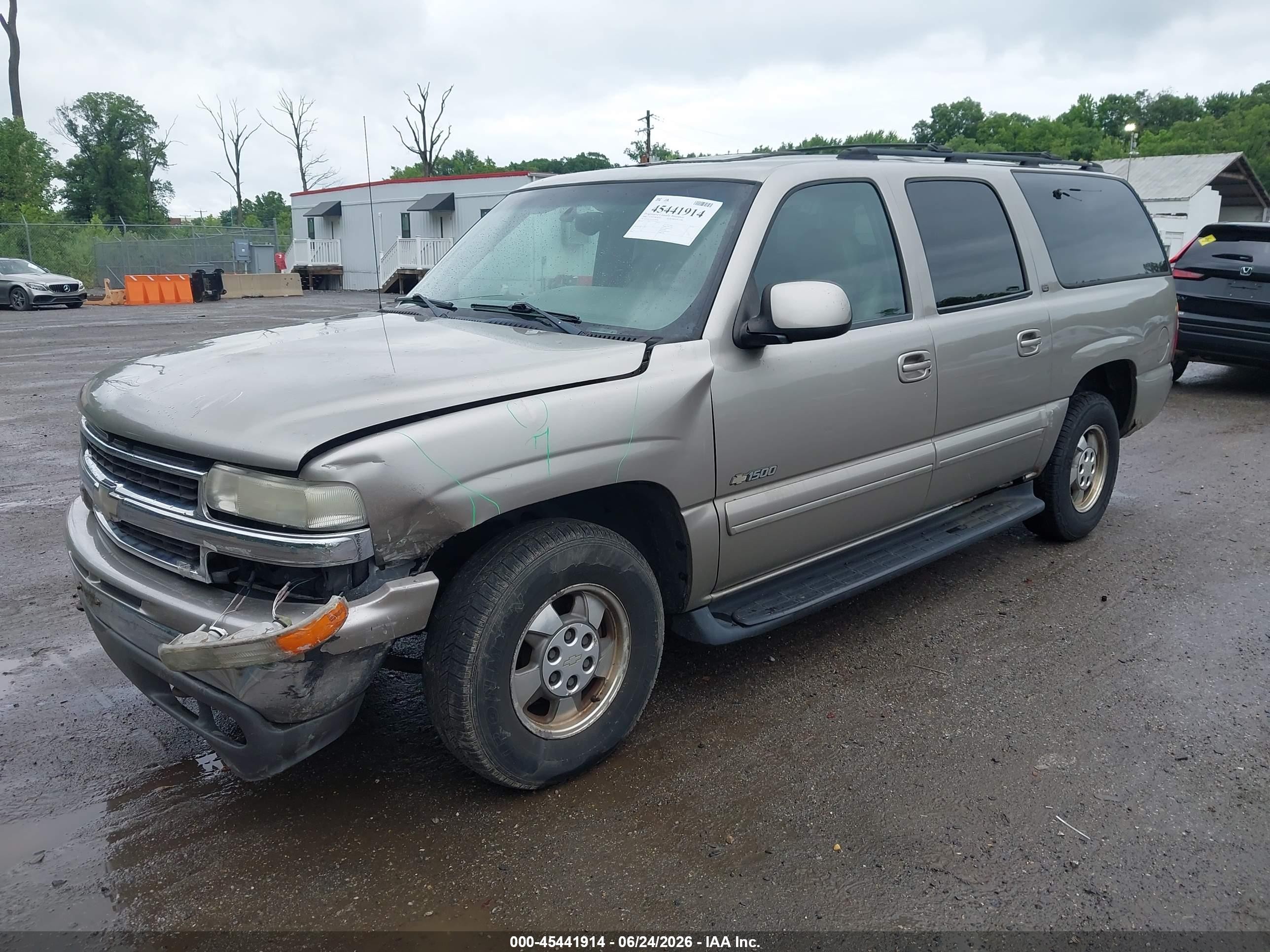 2000 Chevrolet Suburban 1500 Lt Бежевый vin: 3GNFK16T6YG193409