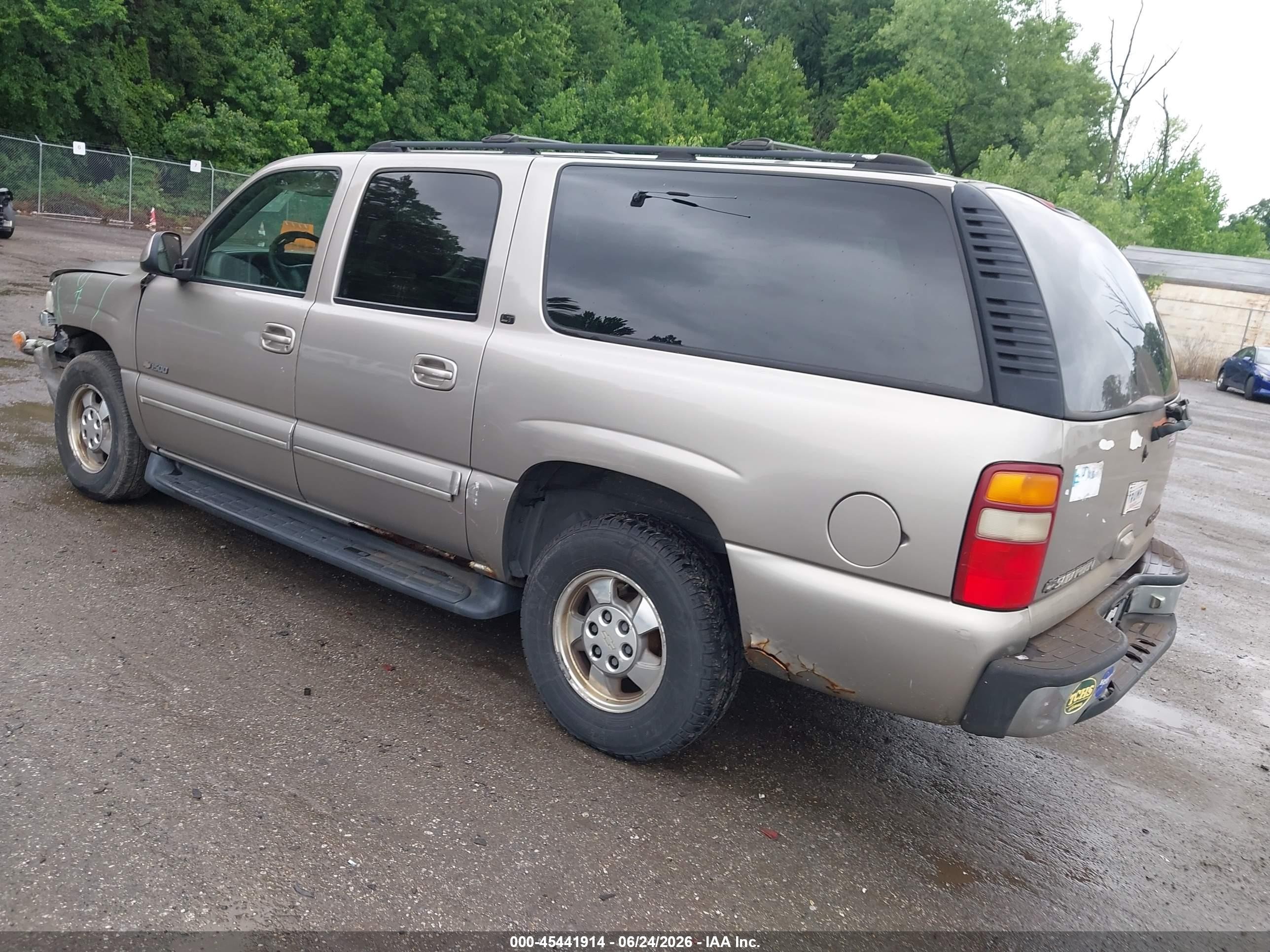 2000 Chevrolet Suburban 1500 Lt Бежевый vin: 3GNFK16T6YG193409