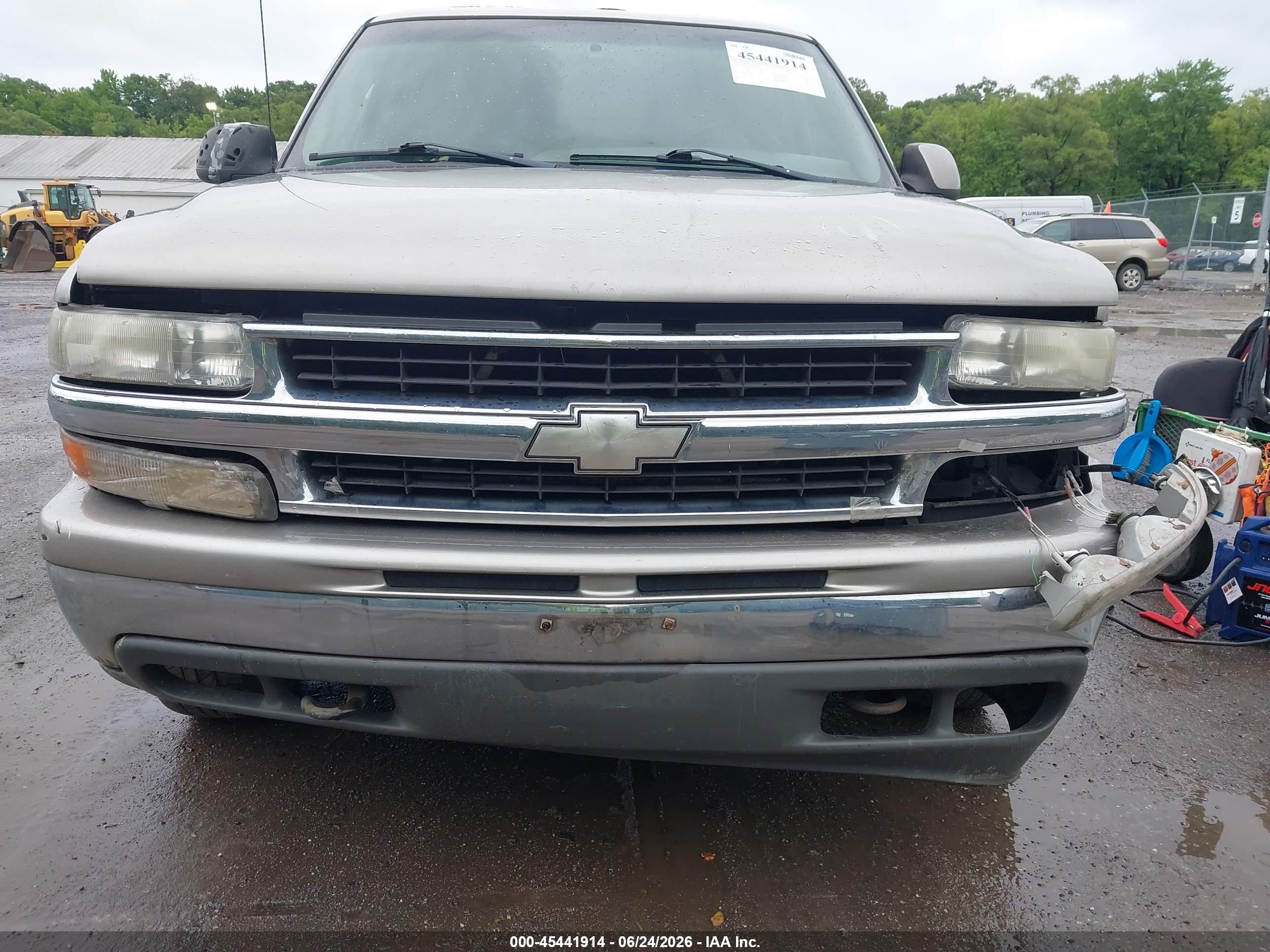 2000 Chevrolet Suburban 1500 Lt Бежевый vin: 3GNFK16T6YG193409