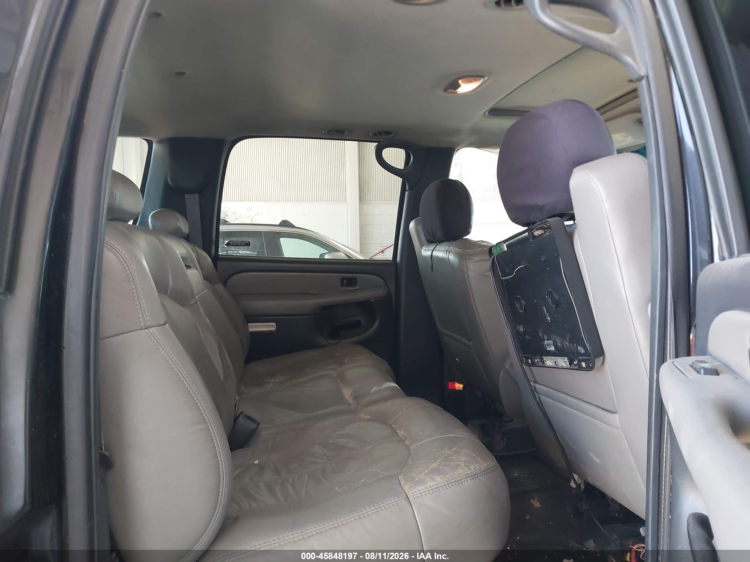 2001 Chevrolet Suburban 1500 Ls Black vin: 3GNFK16T71G262405