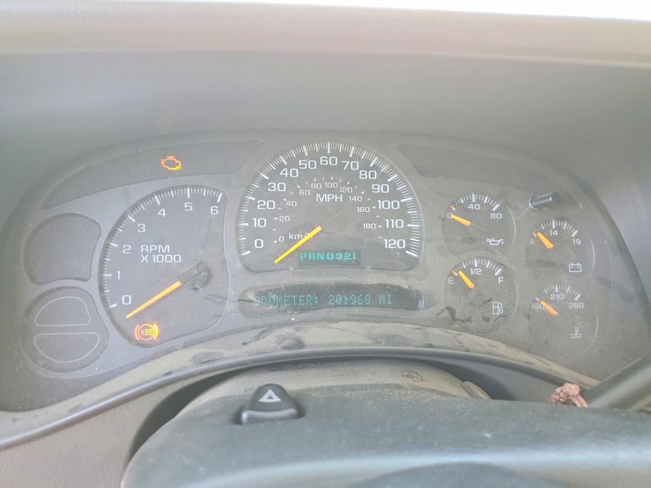 2004 Chev Suburban K1500 Бежевый vin: 3GNFK16T74G257368