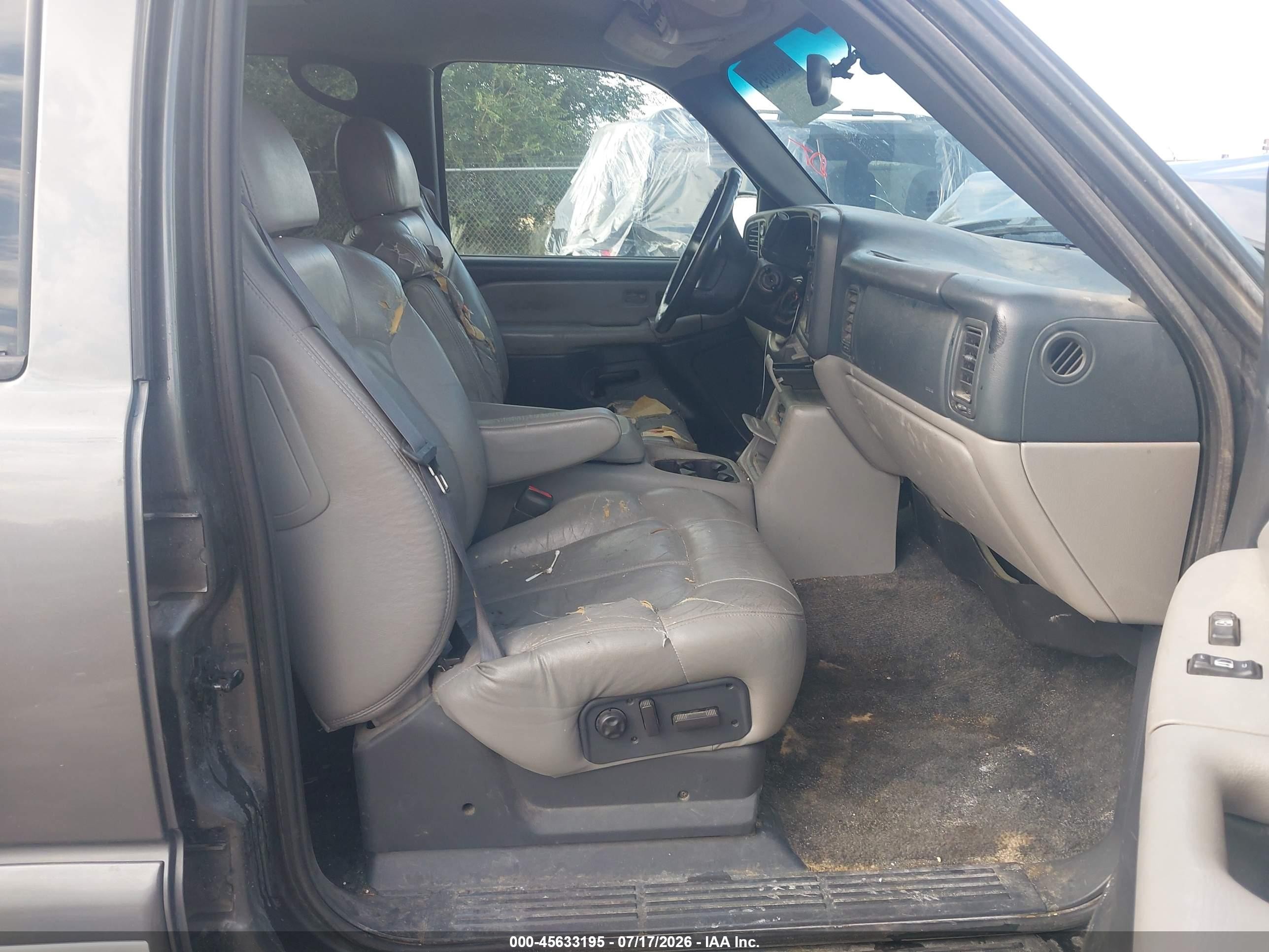 2001 Chevrolet Suburban 1500 Lt Gray vin: 3GNFK16T81G169182