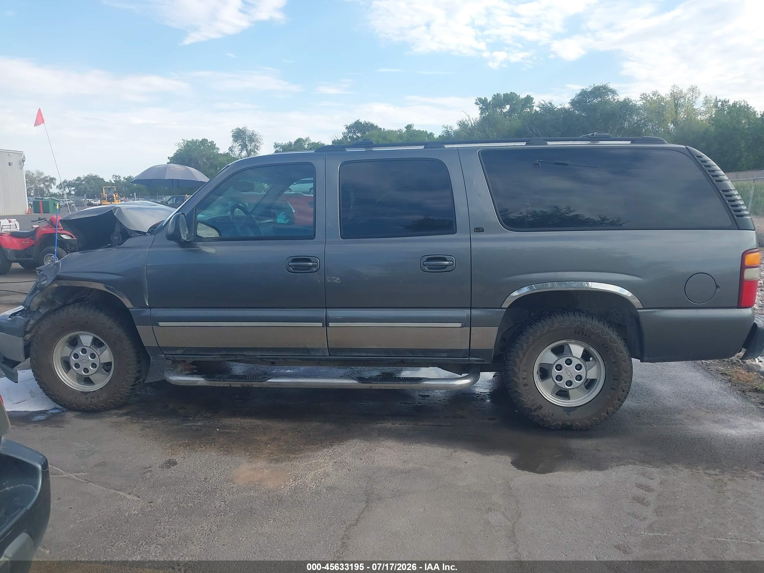 2001 Chevrolet Suburban 1500 Lt Gray vin: 3GNFK16T81G169182