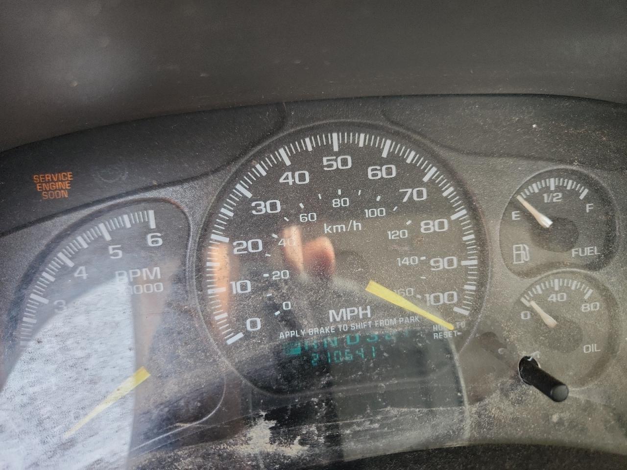 2001 Chevrolet Suburban K1500 Gray vin: 3GNFK16T81G188668