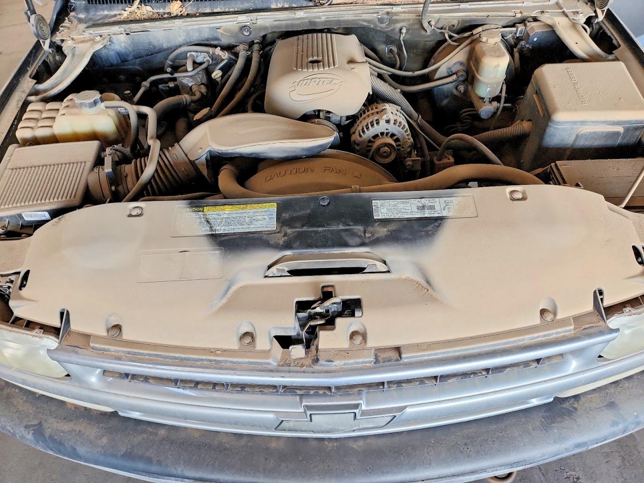 2001 Chevrolet Suburban K1500 Серый vin: 3GNFK16T81G196608