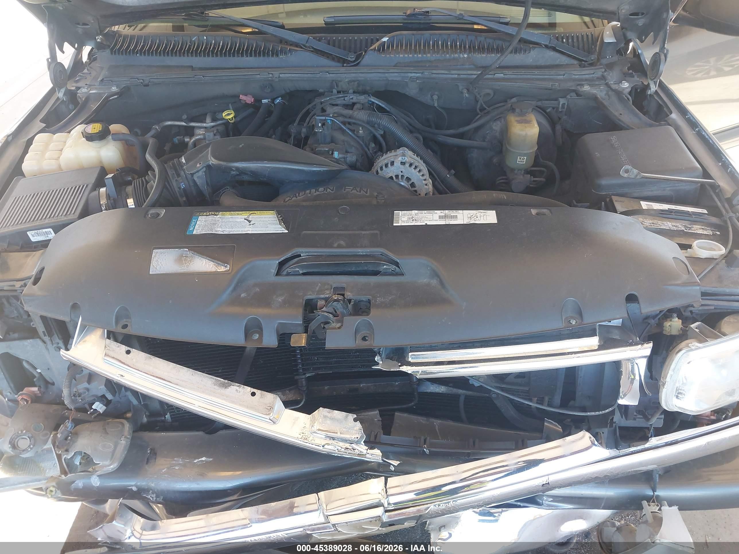 2000 Chevrolet Suburban 1500 Ls Серый vin: 3GNFK16TXYG213452