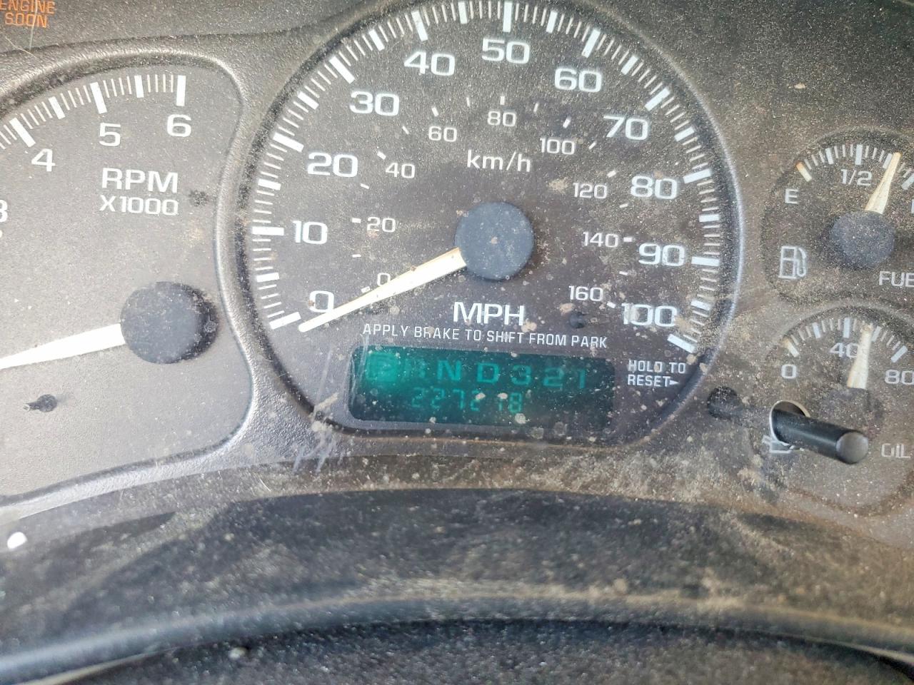 2002 Chevrolet Suburban K1500 Blue vin: 3GNFK16Z12G303276
