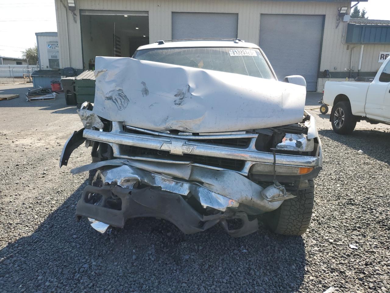 2005 Chevrolet Suburban K1500 Кремовый vin: 3GNFK16Z25G283303