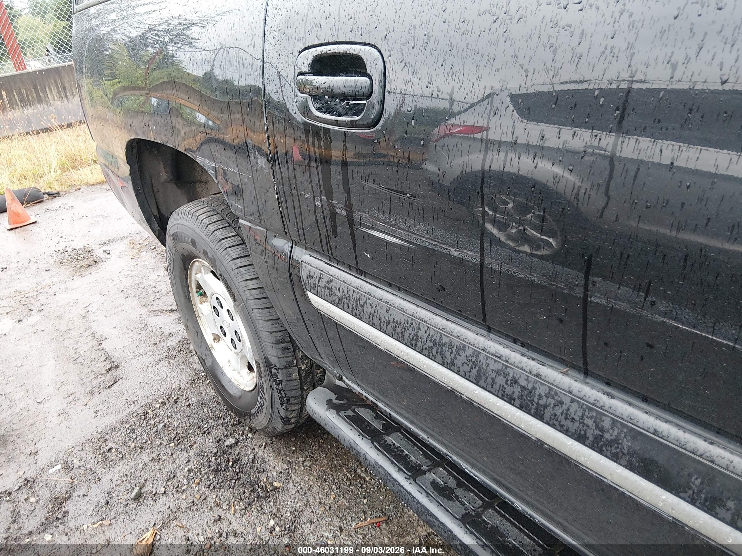 2004 Chevrolet Suburban 1500 Lt Black vin: 3GNFK16Z34G201111