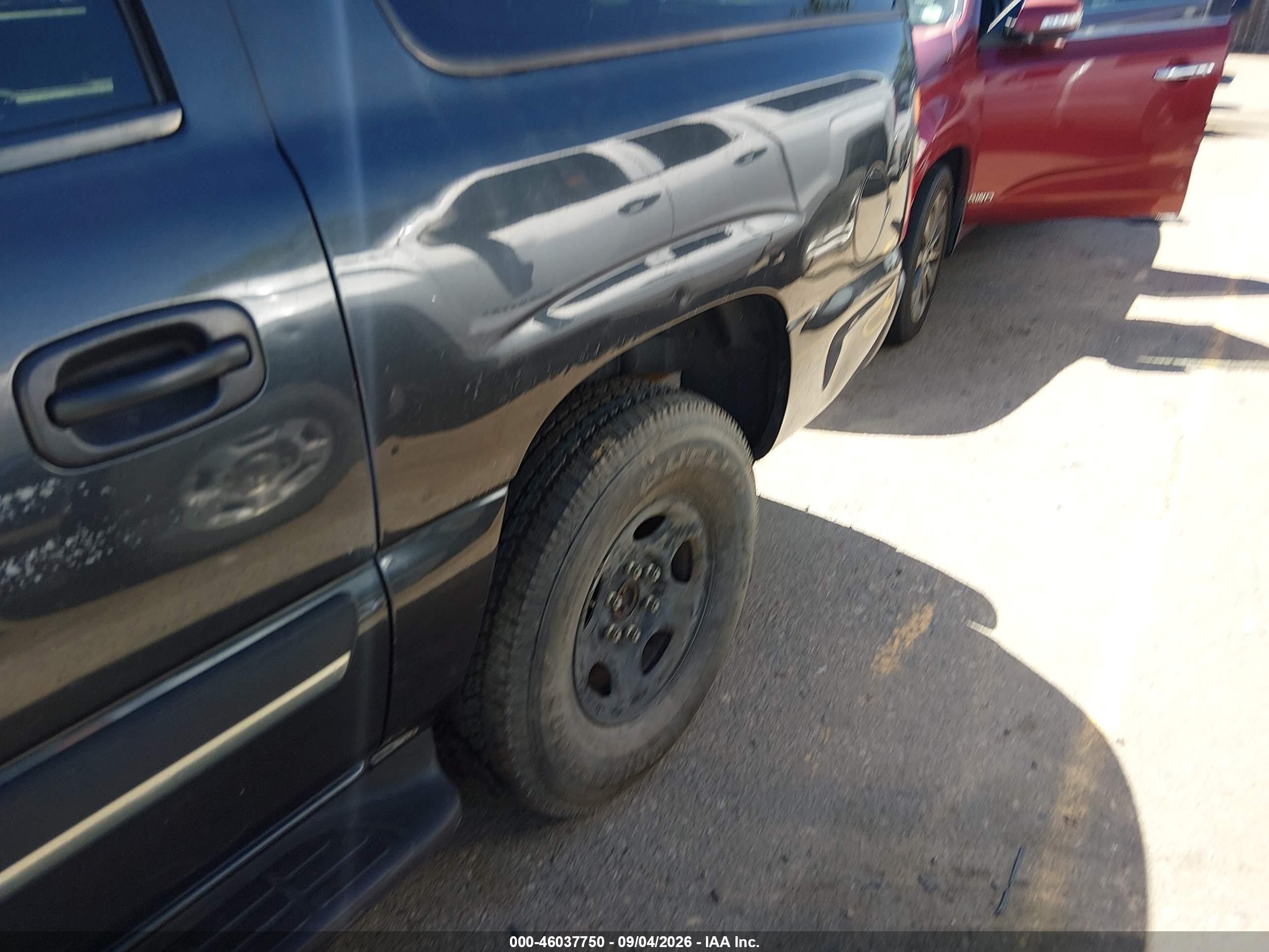 2004 Chevrolet Suburban K1500 Black vin: 3GNFK16Z34G290243