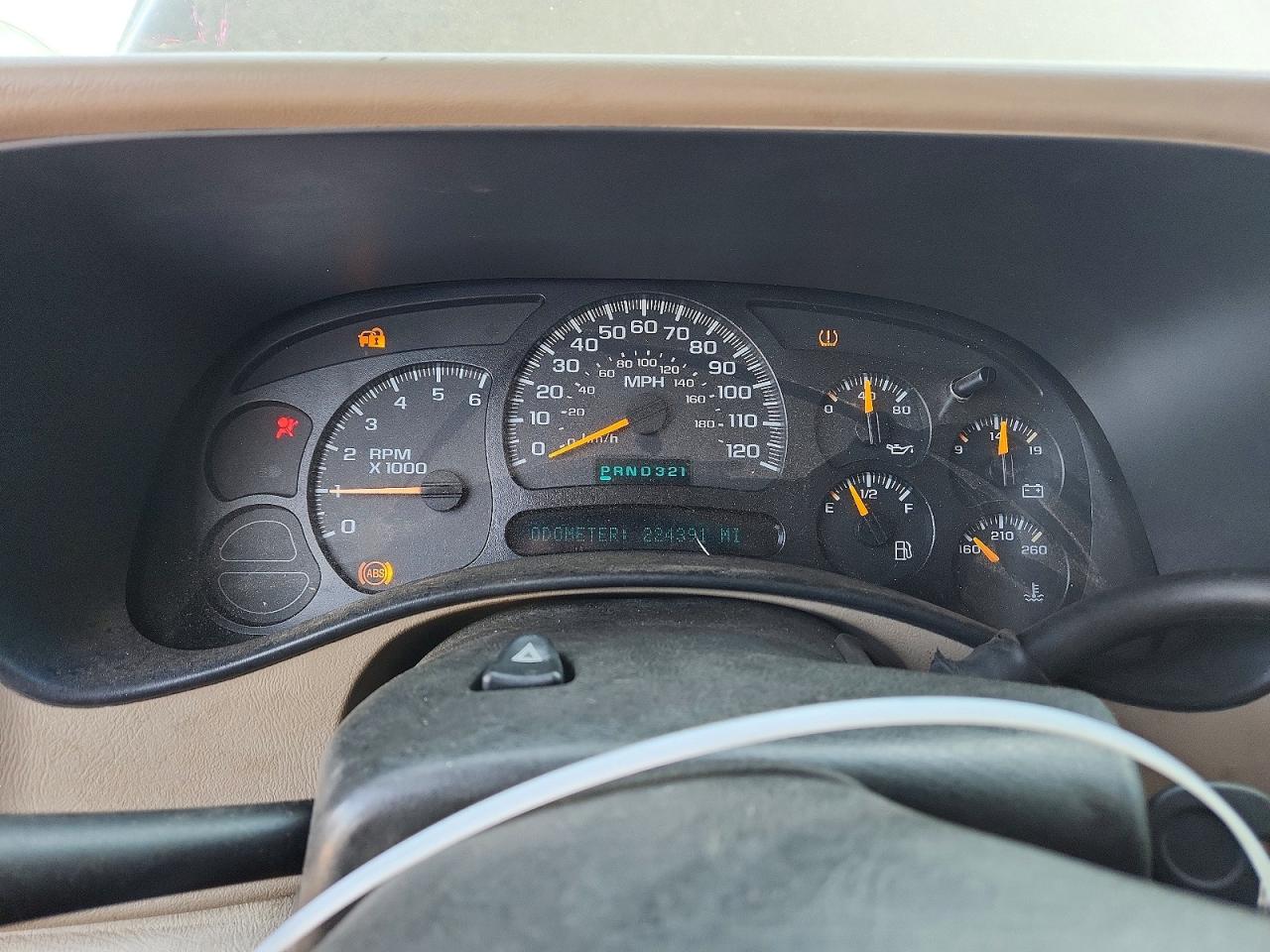 2004 Chevrolet Suburban K1500 Black vin: 3GNFK16Z34G304450