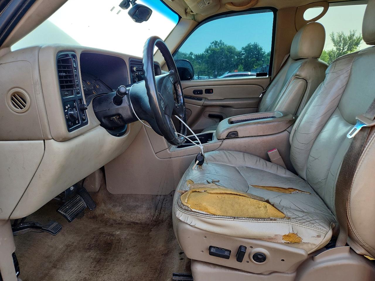 2004 Chevrolet Suburban K1500 Black vin: 3GNFK16Z34G304450