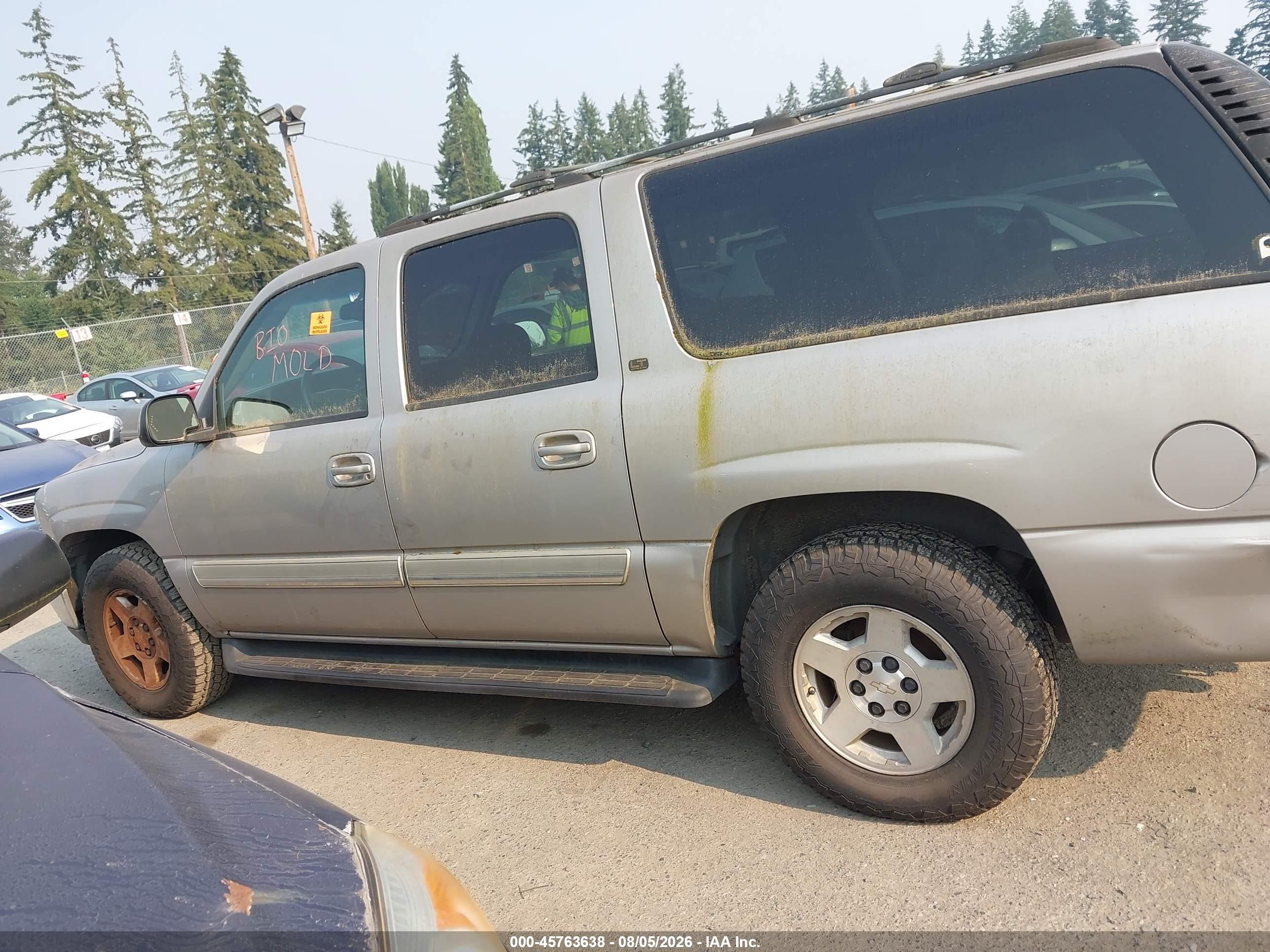 2005 Chevrolet Suburban 1500 Lt Beige vin: 3GNFK16Z45G155466
