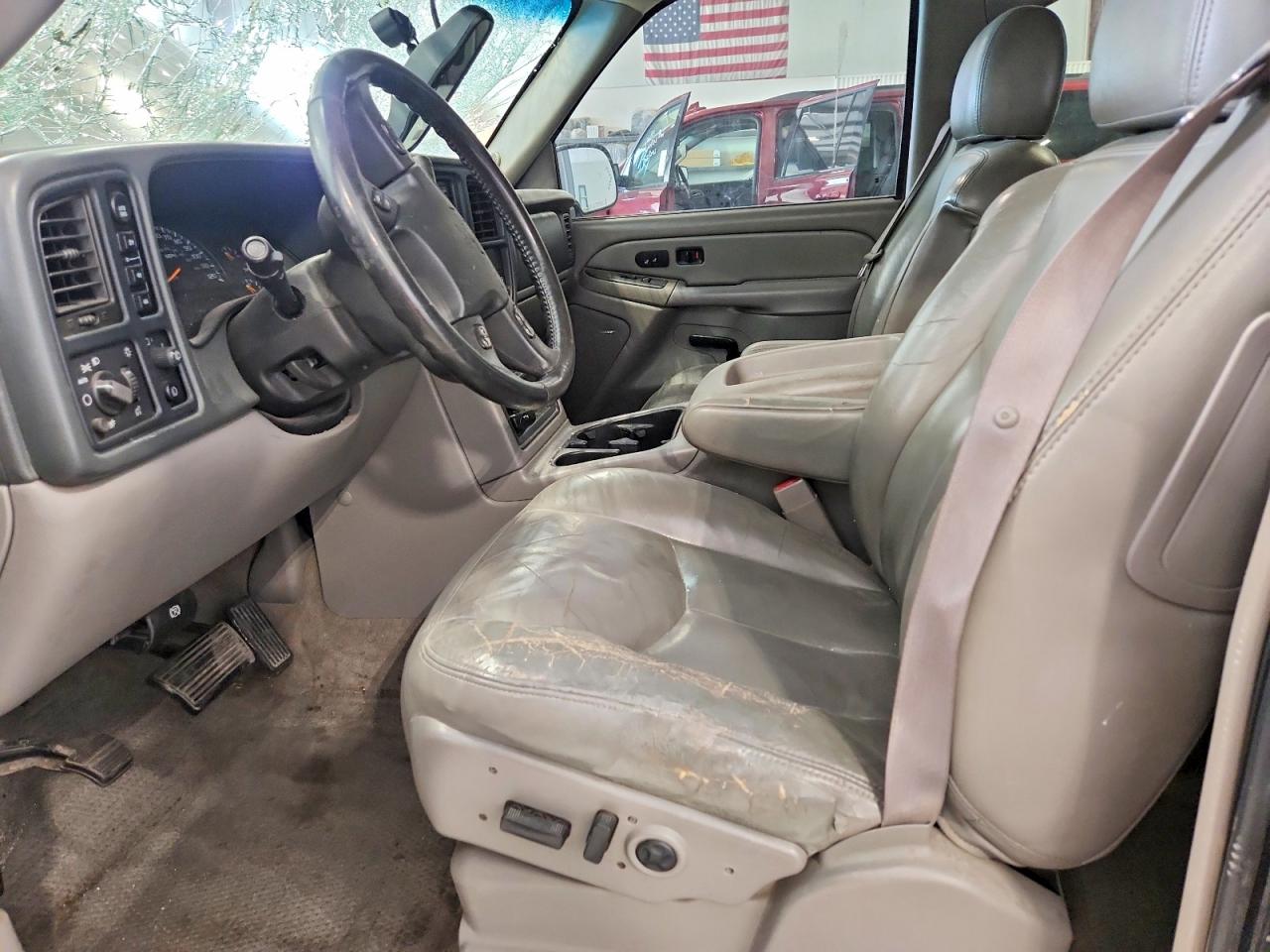 2005 Chevrolet Suburban K1500 Black vin: 3GNFK16Z45G229632