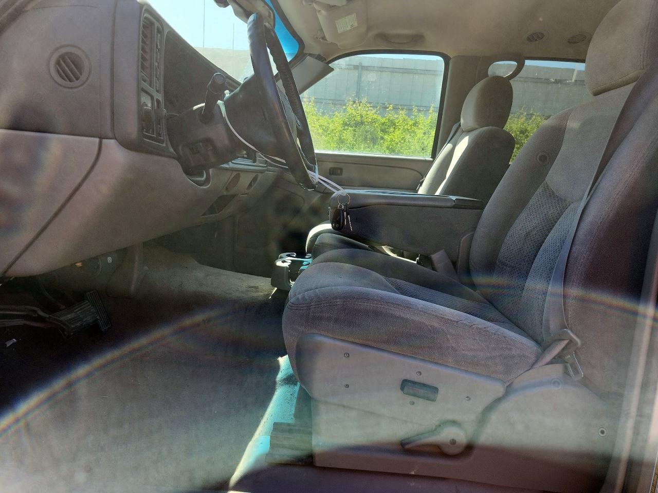 2005 Chevrolet Suburban K1500 Silver vin: 3GNFK16Z45G263117