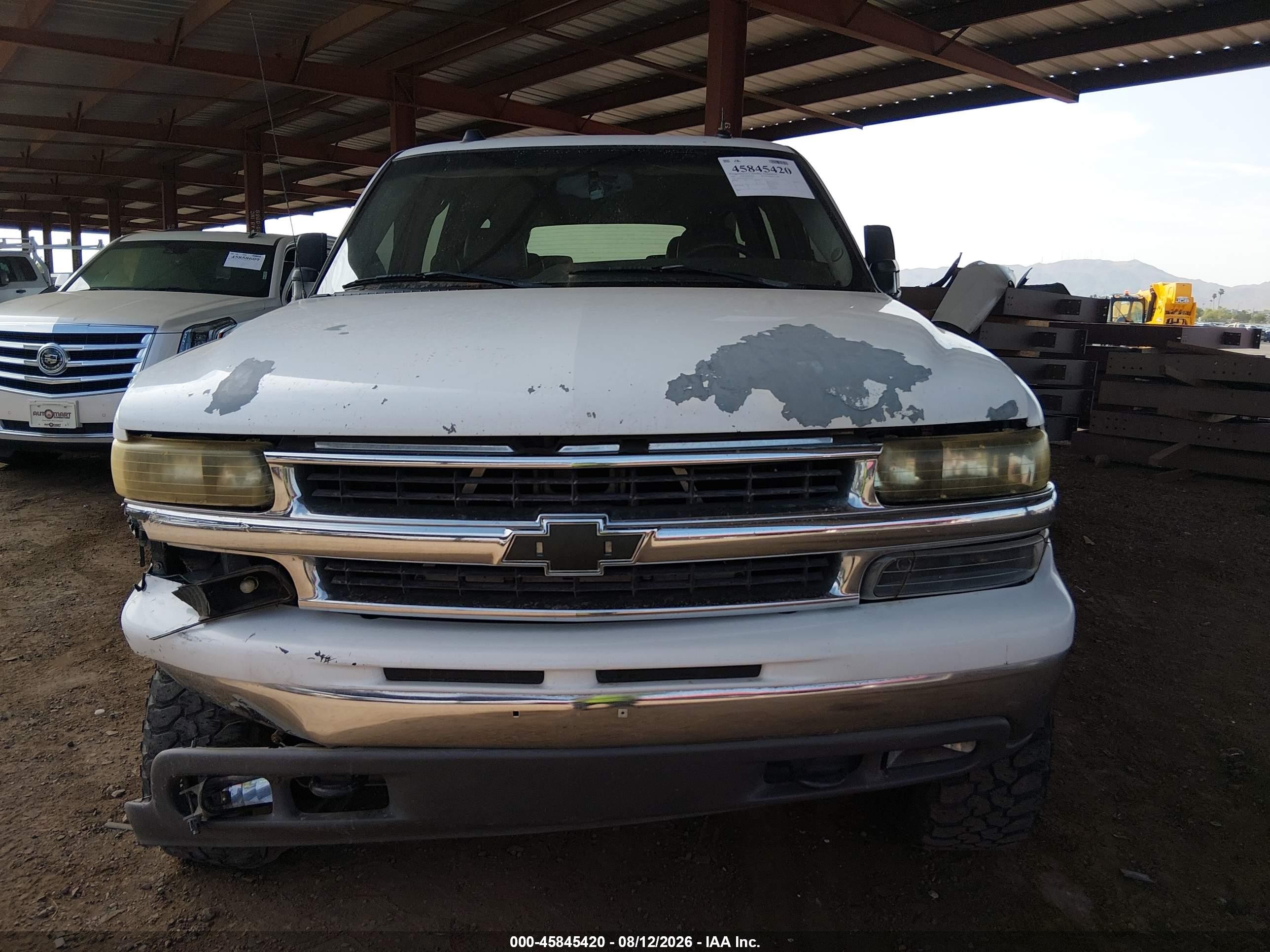 2005 Chevrolet Suburban 1500 Lt Белый vin: 3GNFK16Z45G273775