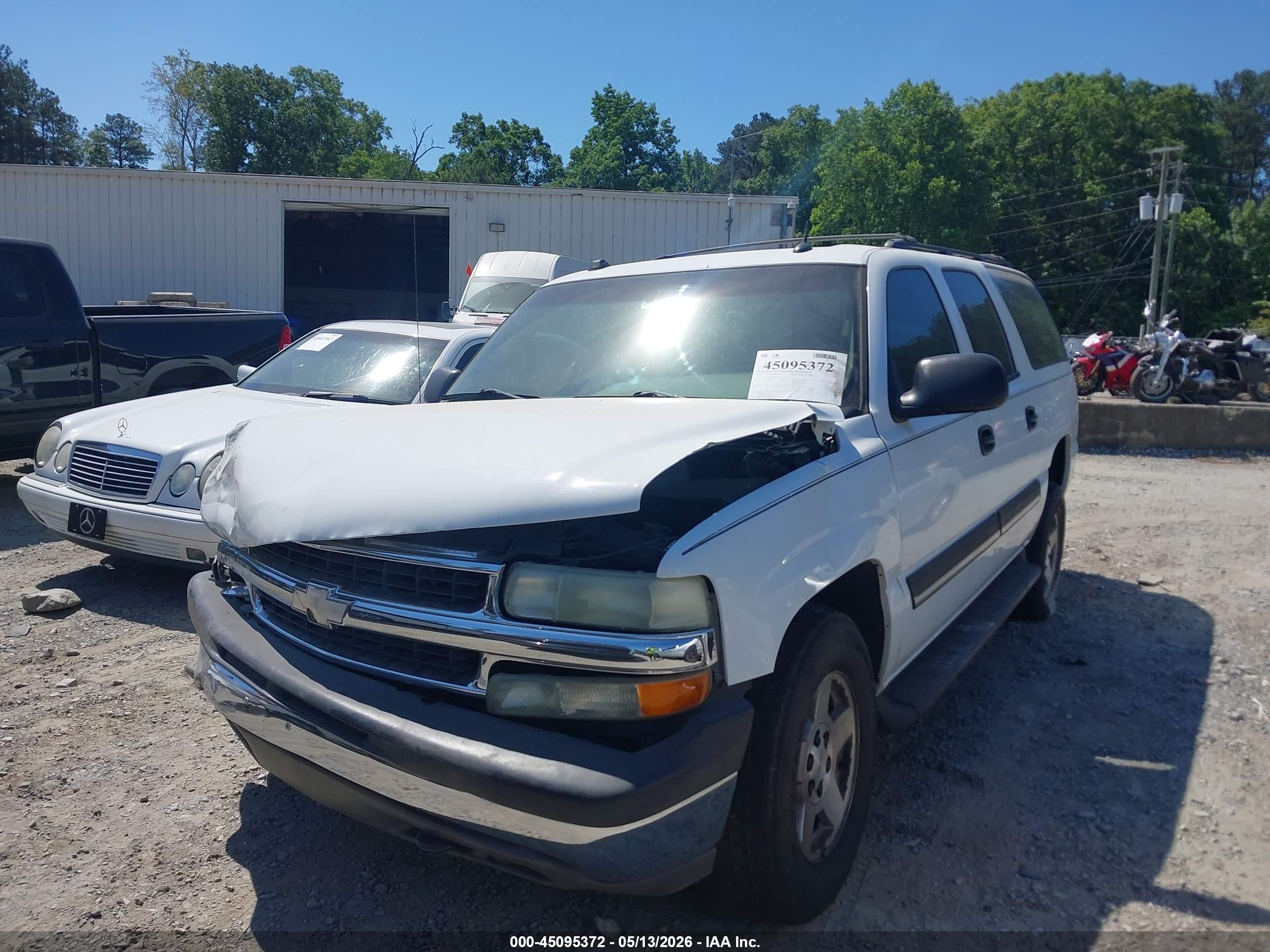 2005 Chevrolet Suburban 1500 Ls White vin: 3GNFK16Z45G281620