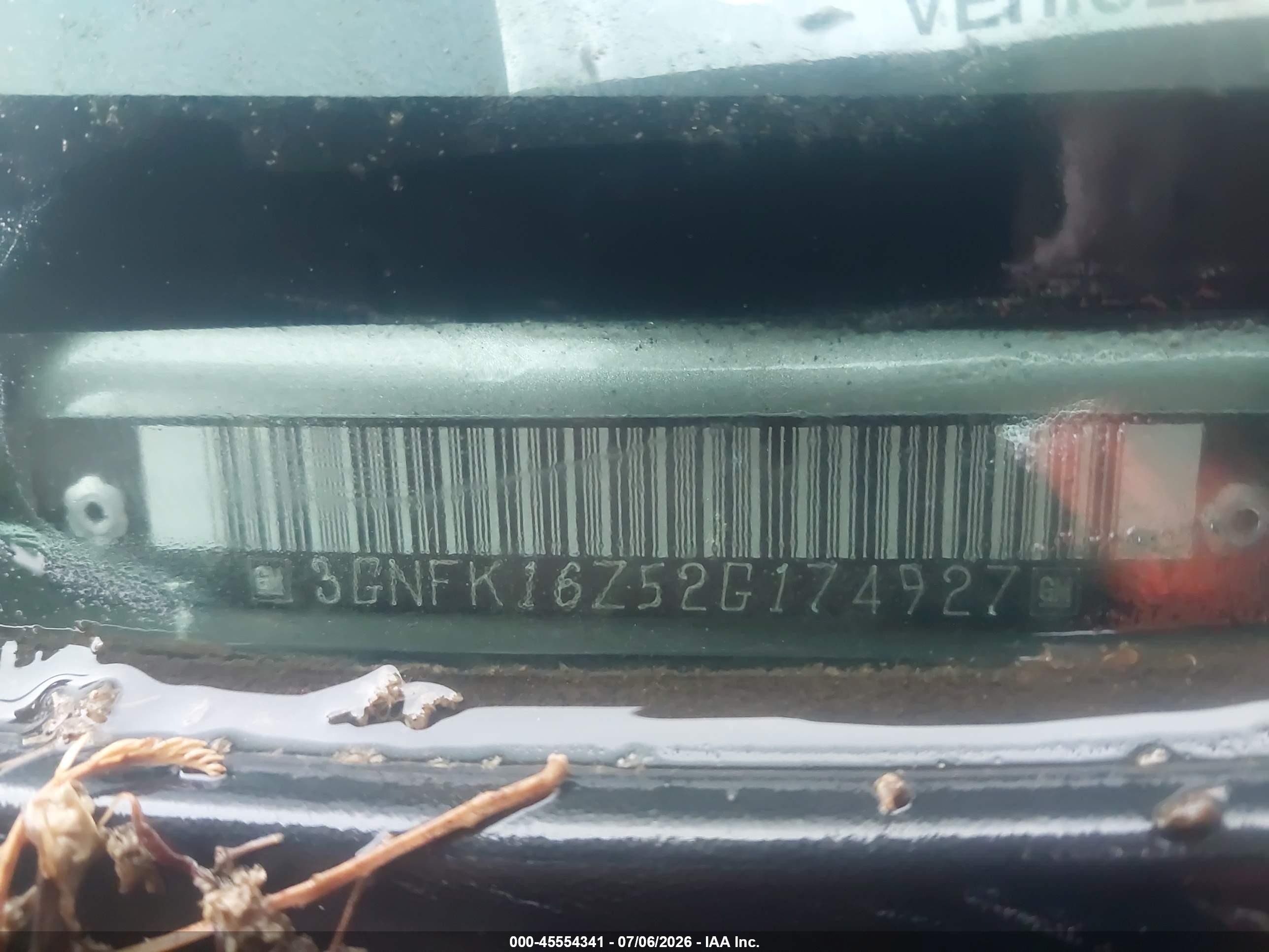 2002 Chevrolet Suburban 1500 Z71 Gray vin: 3GNFK16Z52G174927