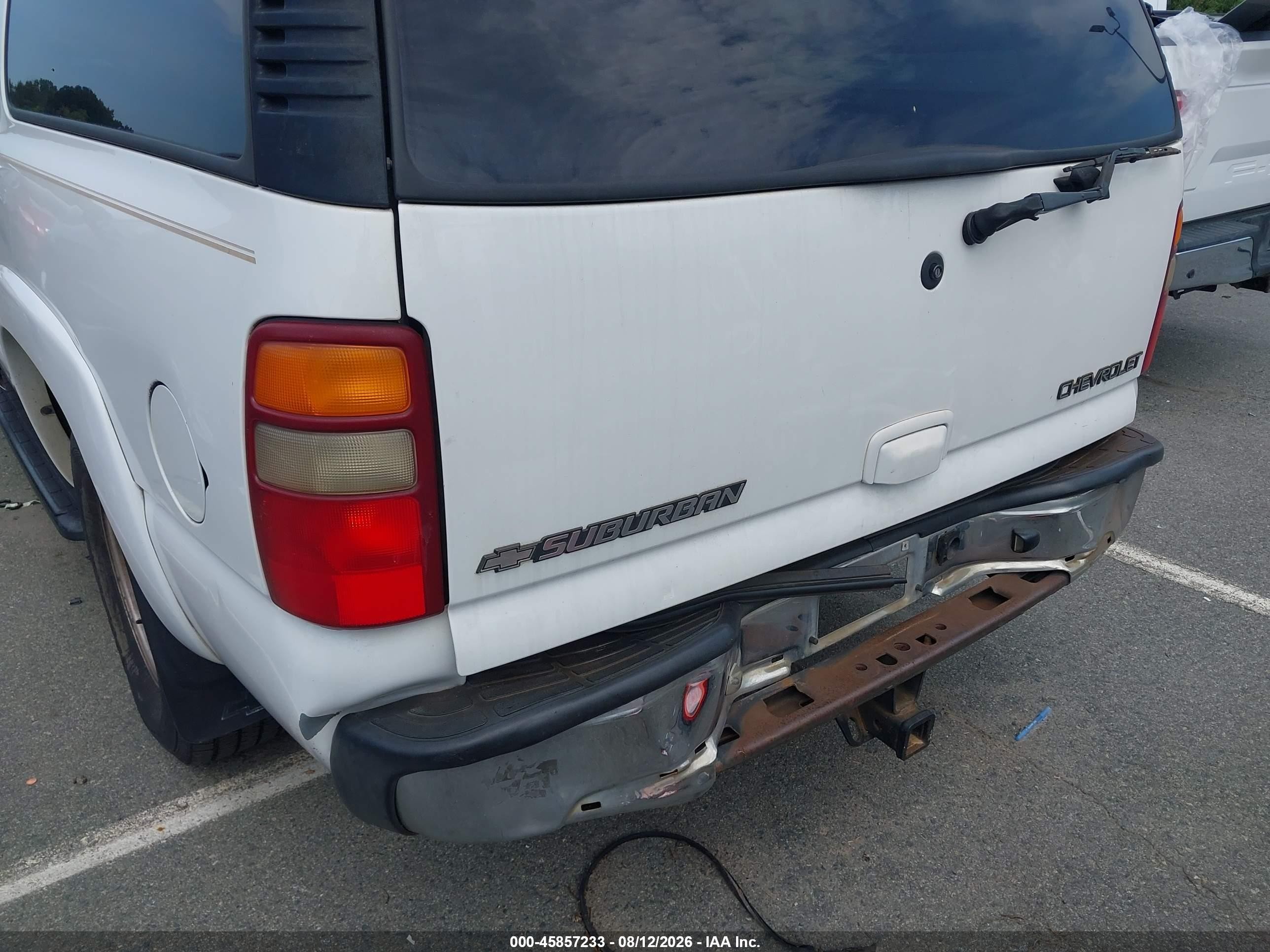 2002 Chevrolet Suburban 1500 Lt Белый vin: 3GNFK16Z52G255510