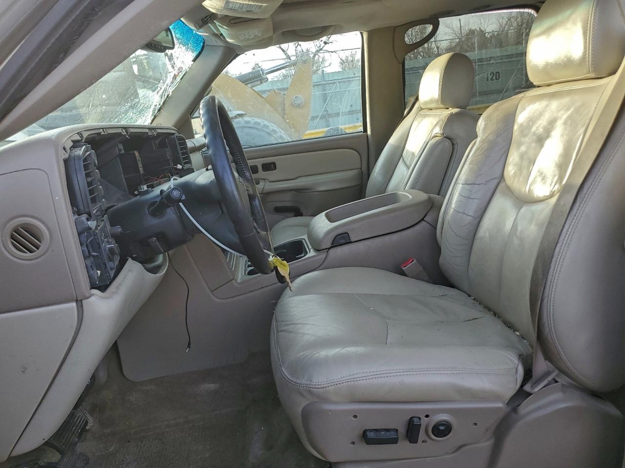 2003 Chevrolet Suburban K1500 Tan vin: 3GNFK16Z53G258750