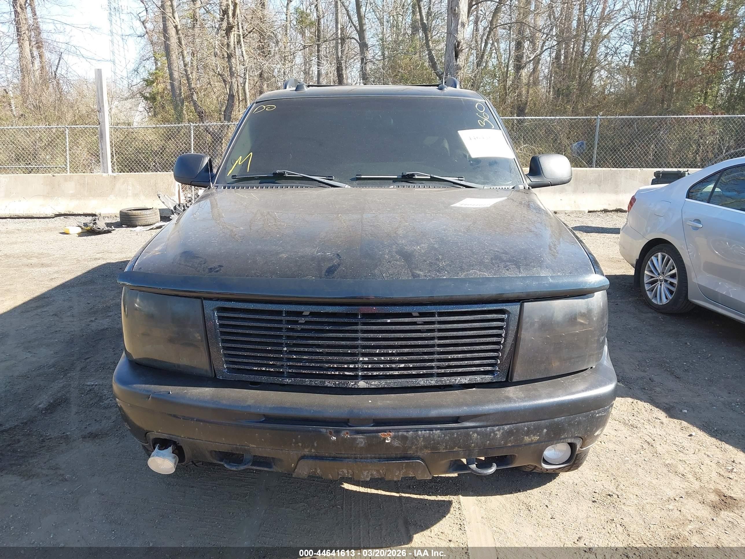 2005 Chevrolet Suburban 1500 Z71 Black vin: 3GNFK16Z55G117633