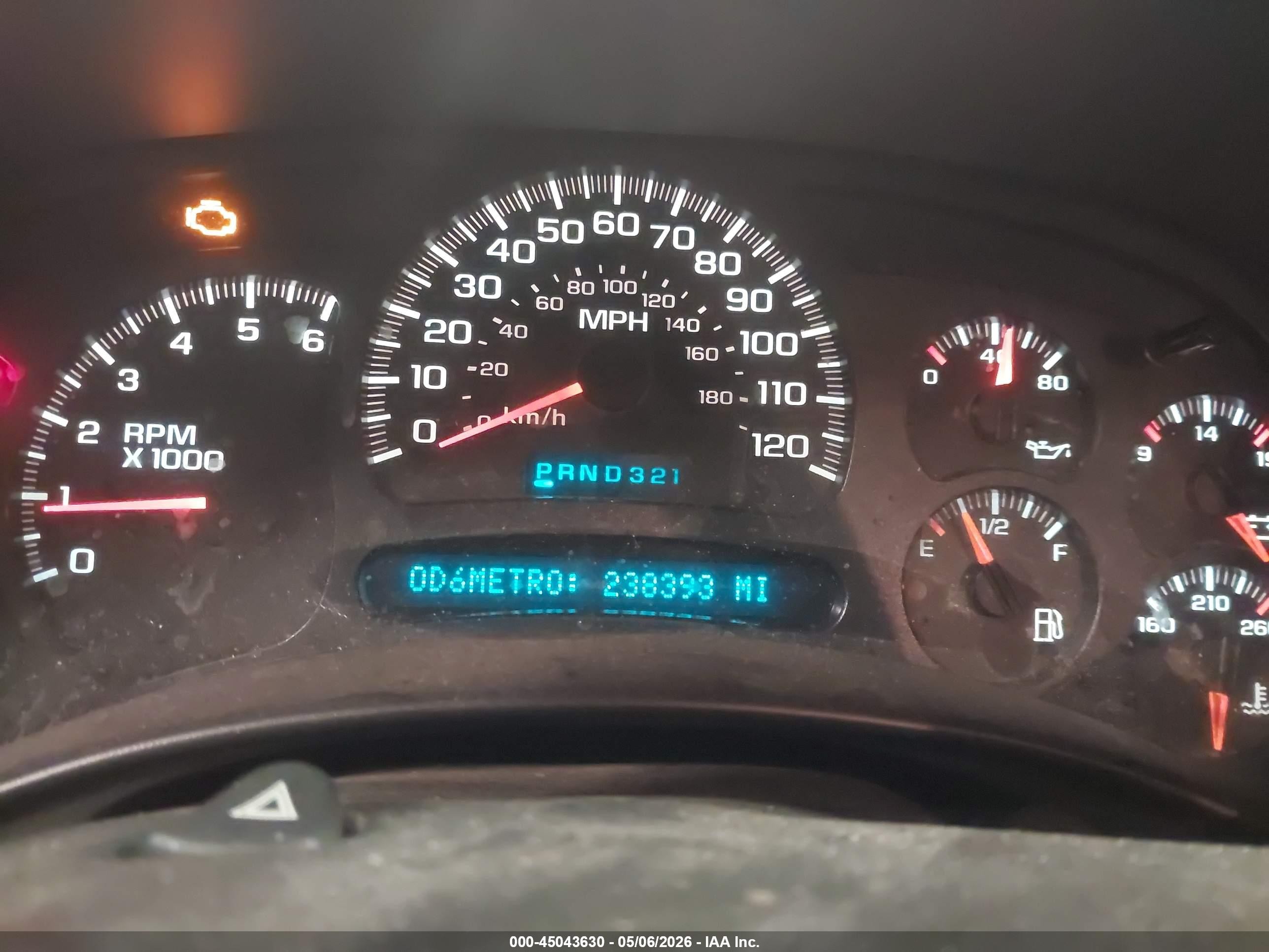 2005 Chevrolet Suburban 1500 Z71 Red vin: 3GNFK16Z65G111422