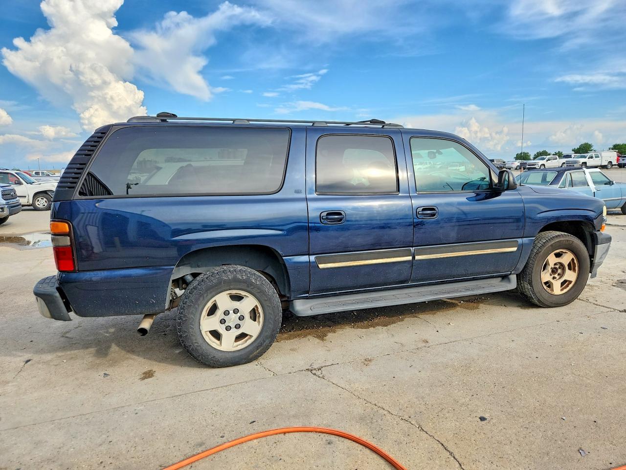 2006 Chevrolet Suburban K1500 Blue vin: 3GNFK16Z66G244733