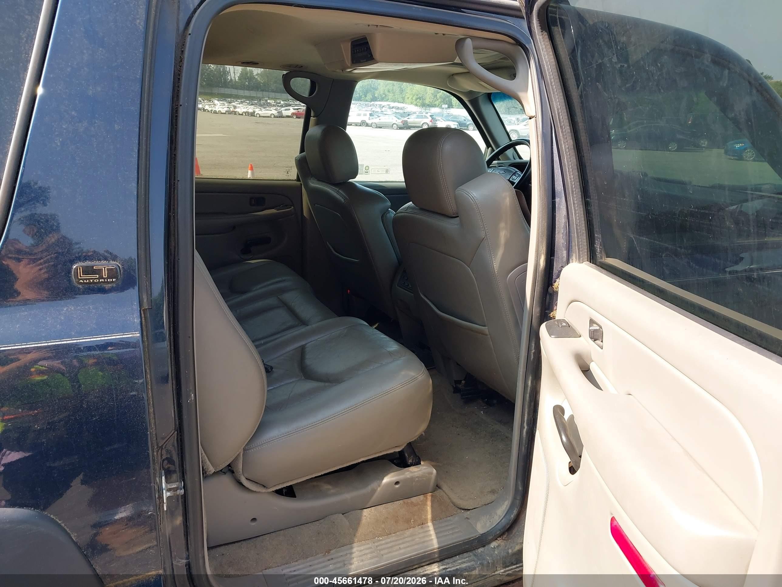 2005 Chevrolet Suburban 1500 Lt Blue vin: 3GNFK16Z75G228345