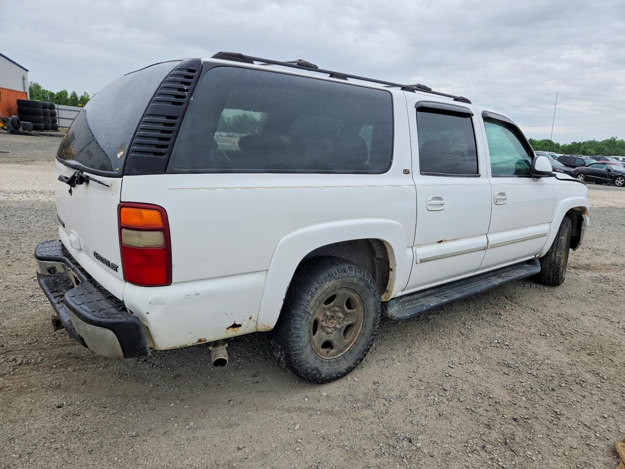 2003 Chevrolet Suburban K1500 White vin: 3GNFK16Z83G165396