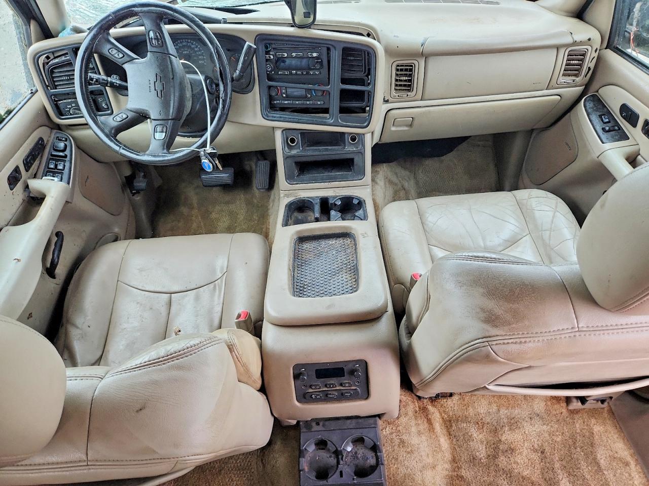 2003 Chevrolet Suburban K1500 White vin: 3GNFK16Z83G165396