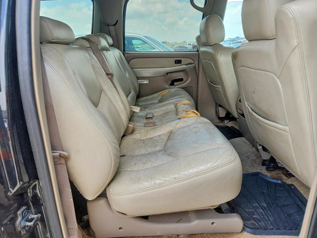 2003 Chevrolet Suburban K1500 Black vin: 3GNFK16Z83G264378