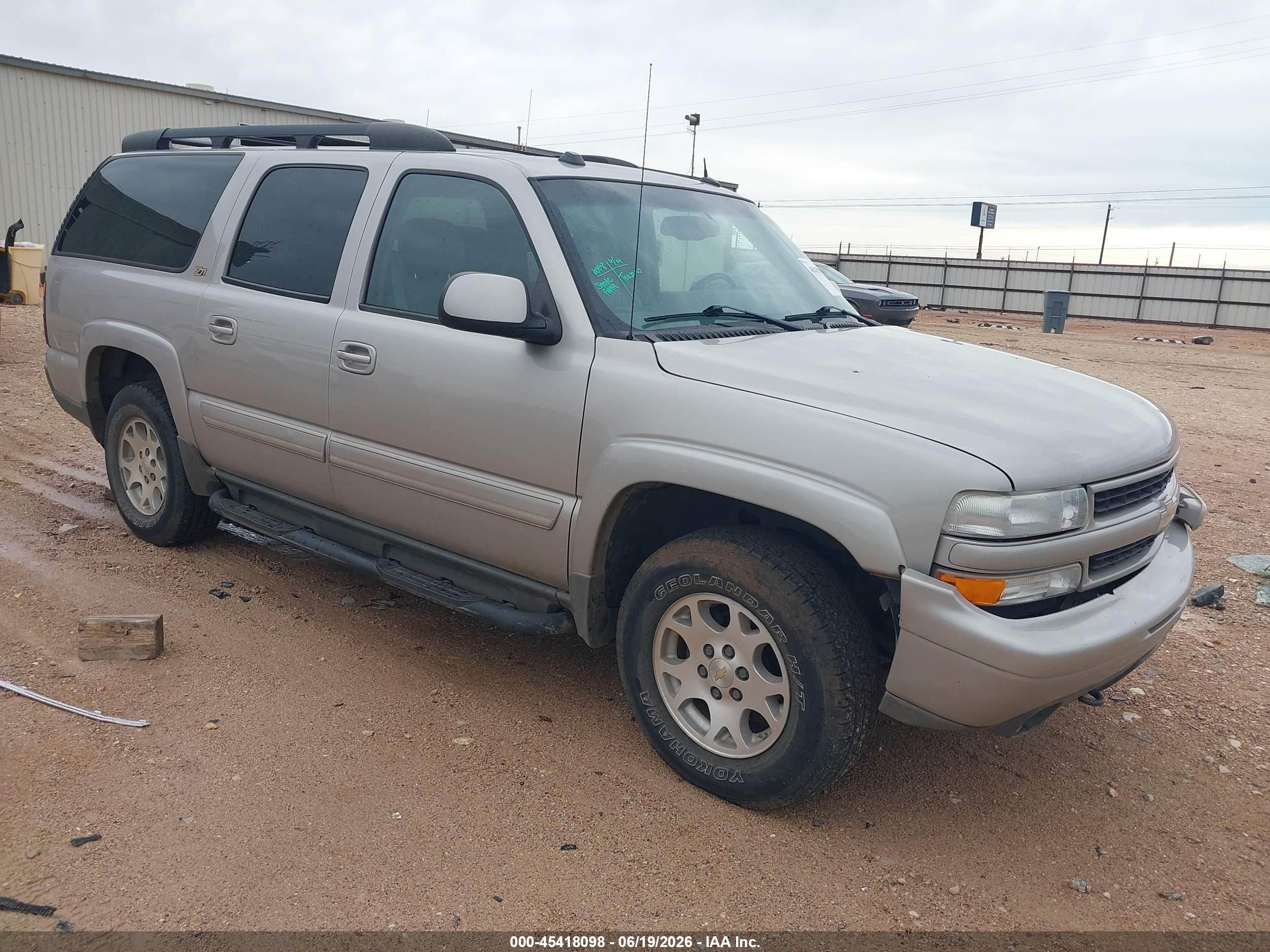 2004 Chevrolet Suburban 1500 Z71 Tan vin: 3GNFK16Z84G202108