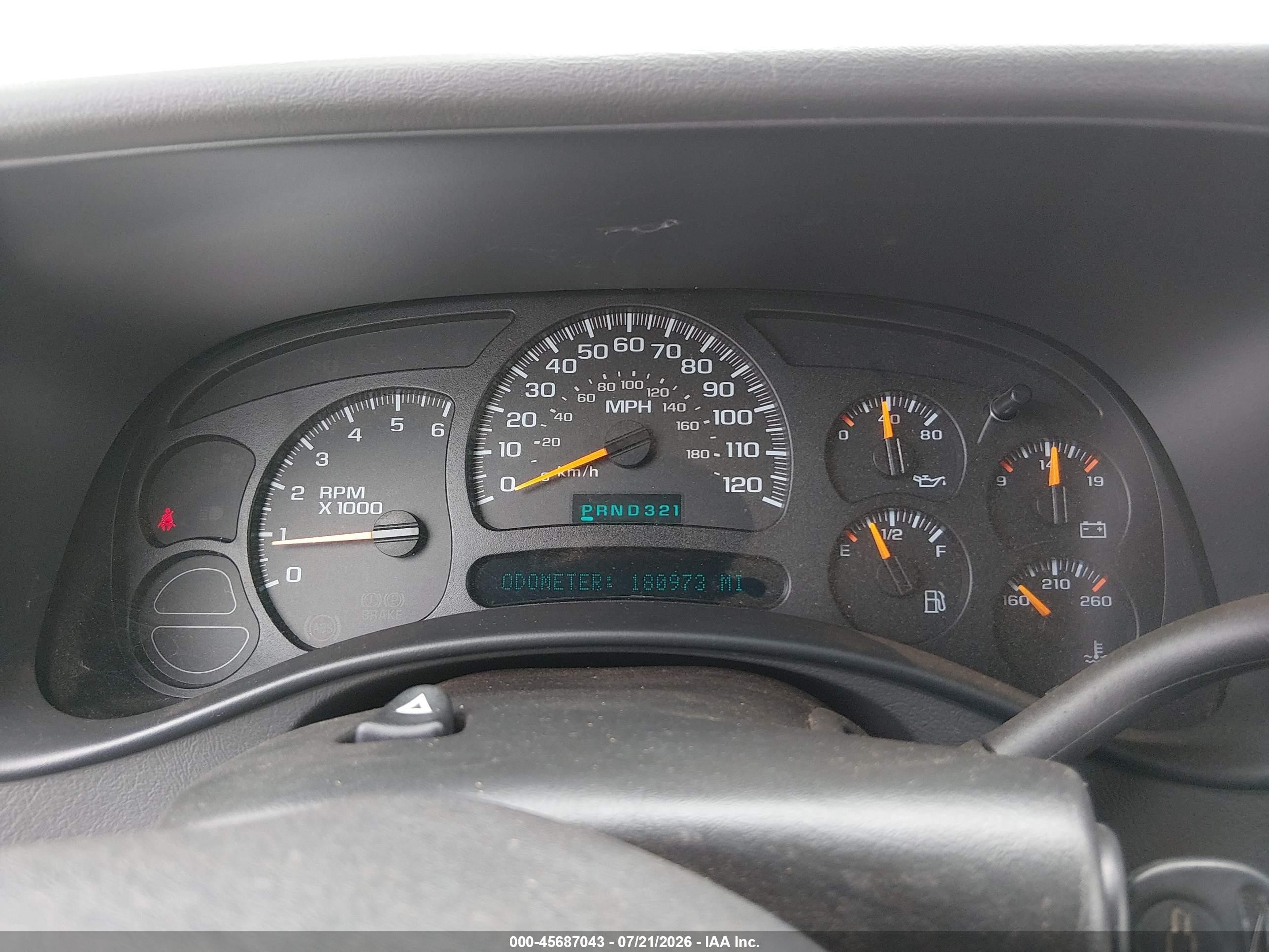 2004 Chevrolet Suburban 1500 Lt Silver vin: 3GNFK16Z84G281232