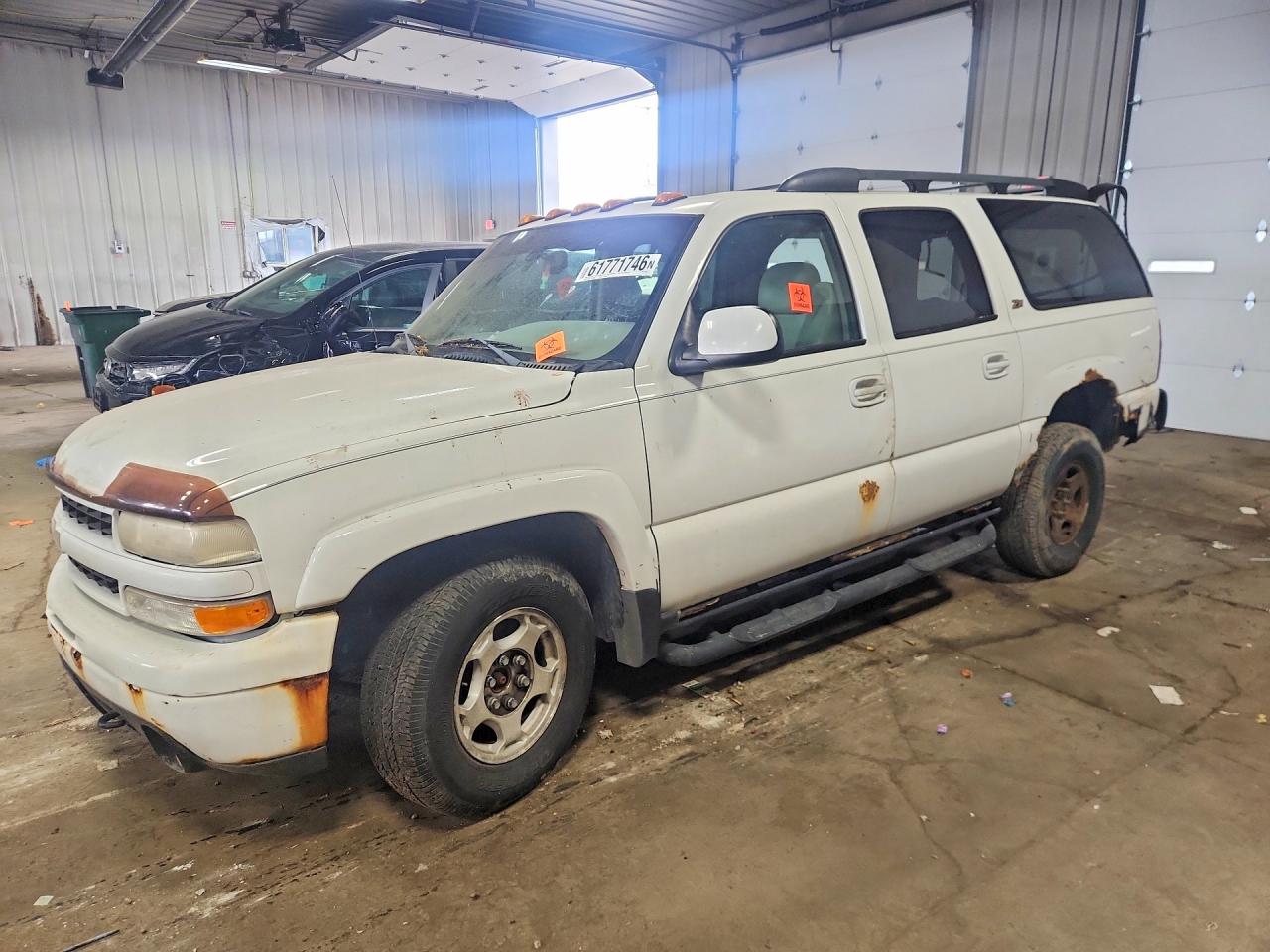 2003 Chevrolet Suburban K1500 Белый vin: 3GNFK16Z93G193871