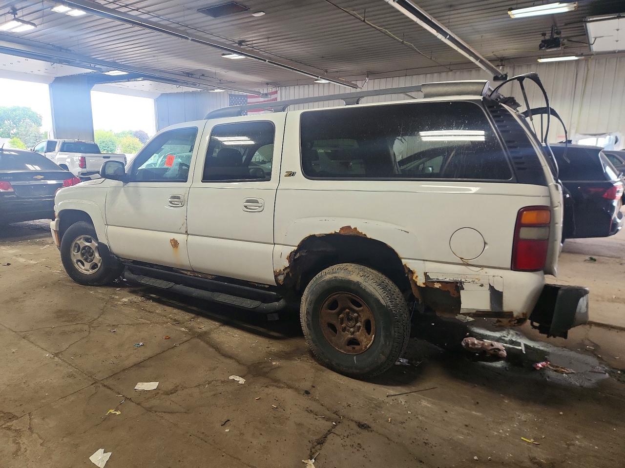 2003 Chevrolet Suburban K1500 White vin: 3GNFK16Z93G193871